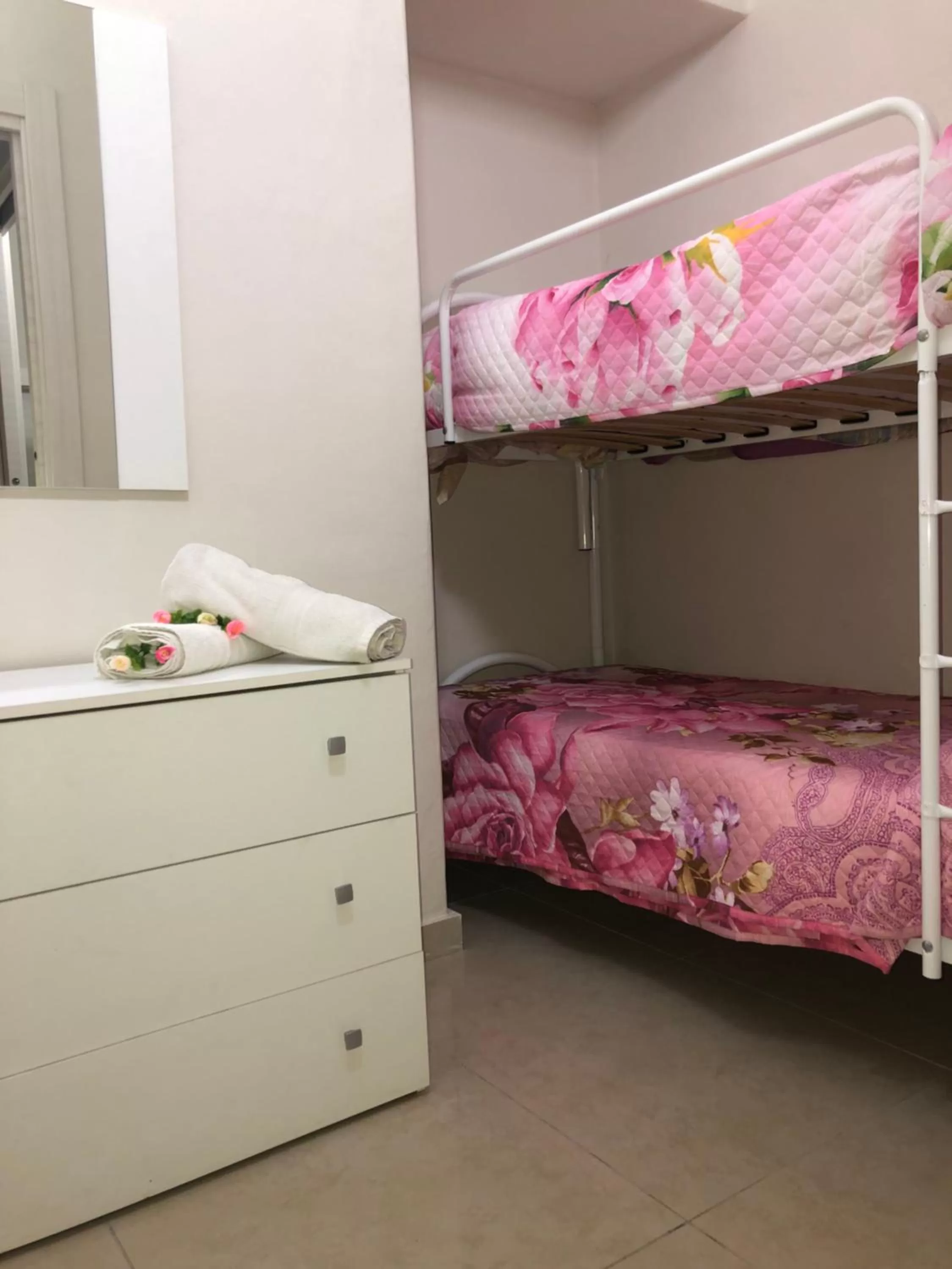 bunk bed in B&B Volì Club