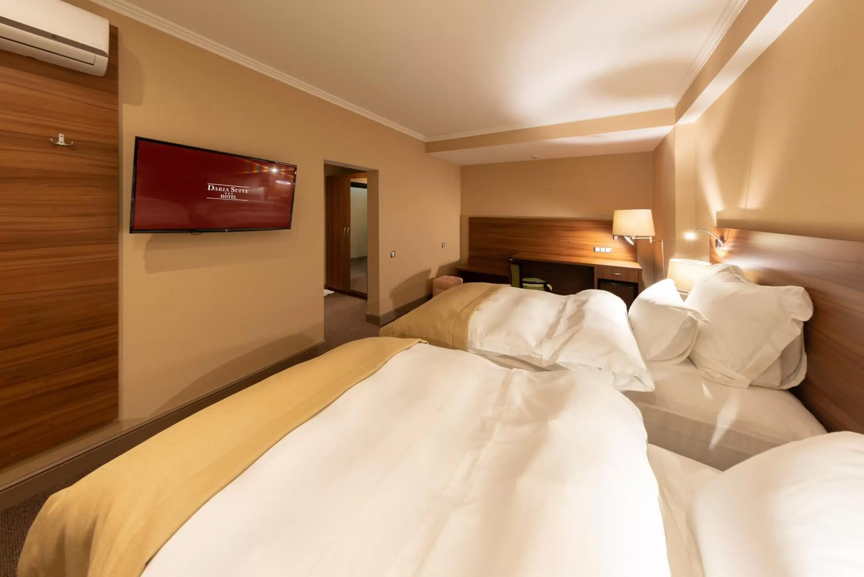 Twin Room - single occupancy in Daria Suite Twin Room - single occupancy in Daria Suite