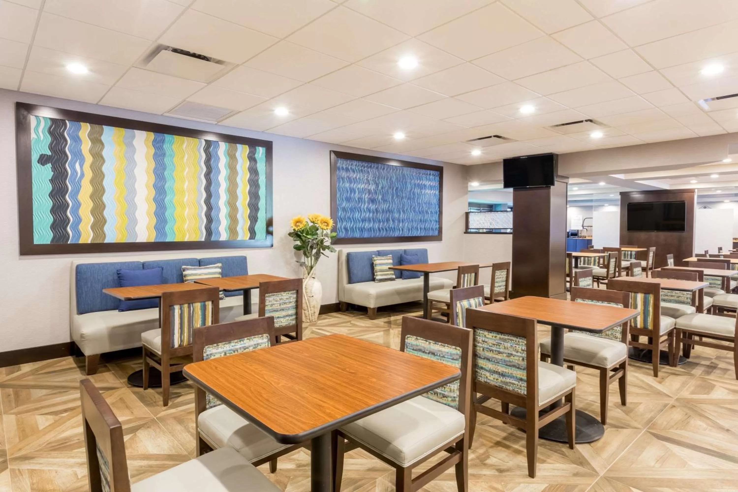 Lobby or reception in Wingate by Wyndham, Universal Studios - Free Theme Park Shuttle