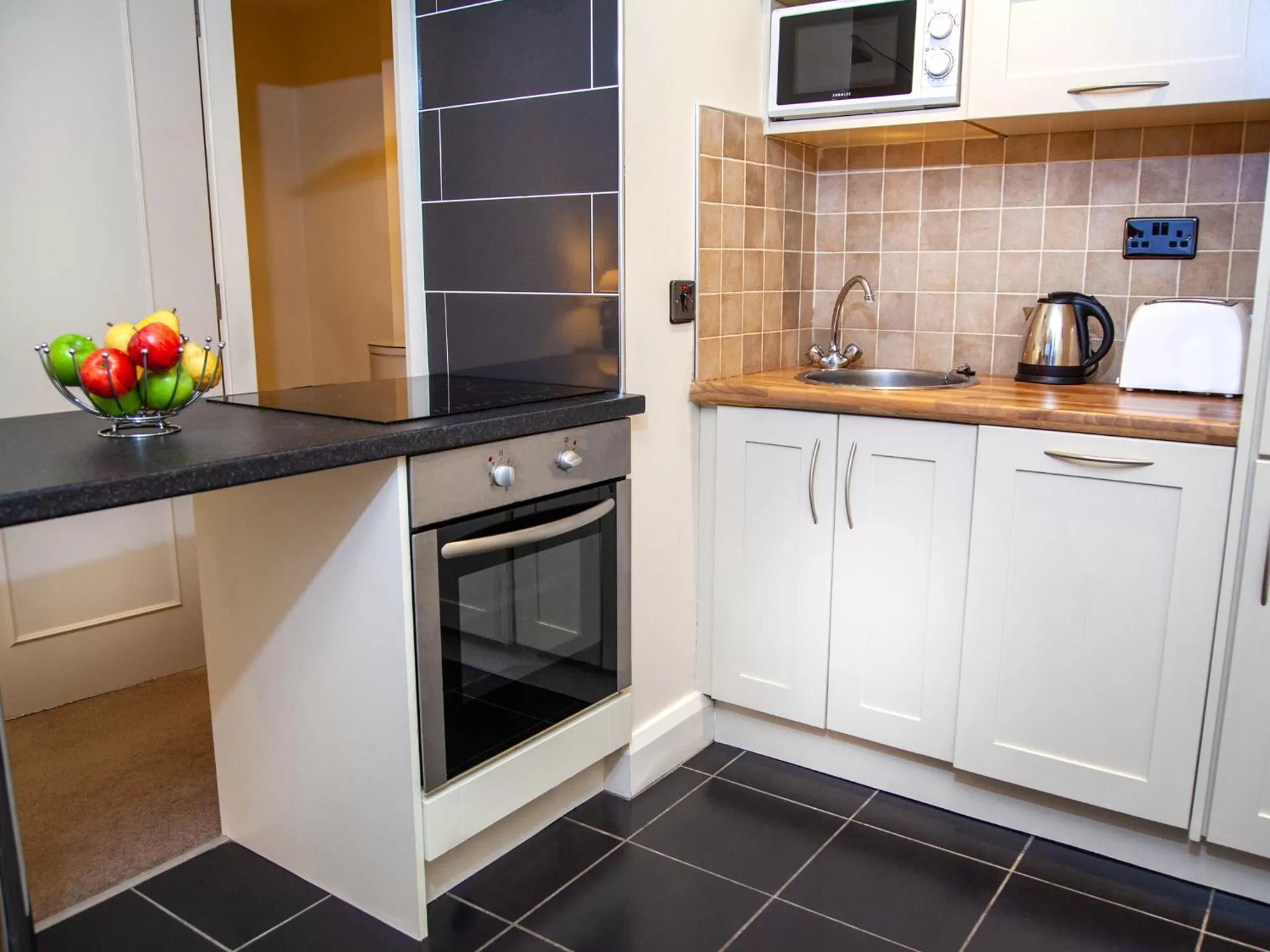Kitchen or kitchenette in The Connacht Hotel