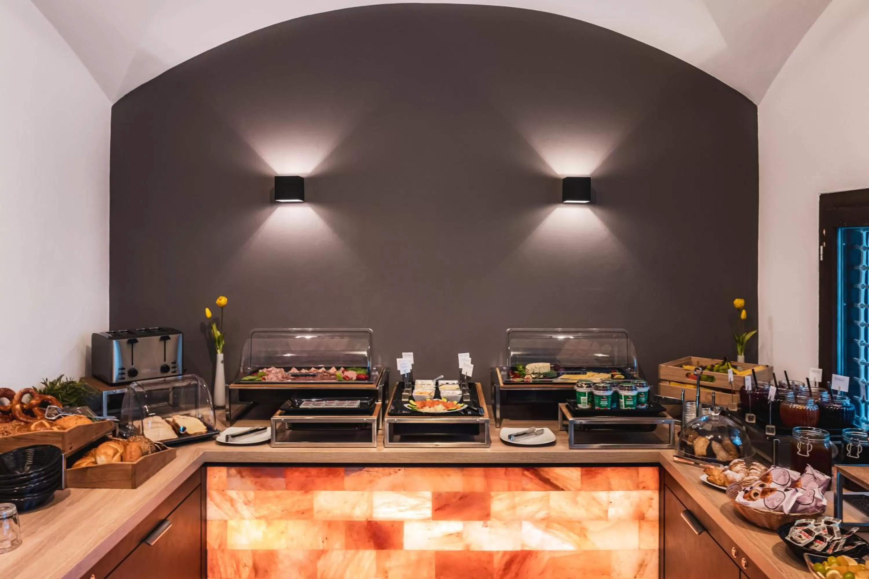 Breakfast, Restaurant/Places to Eat in Villa Sonnenhof Boutique-Hotel