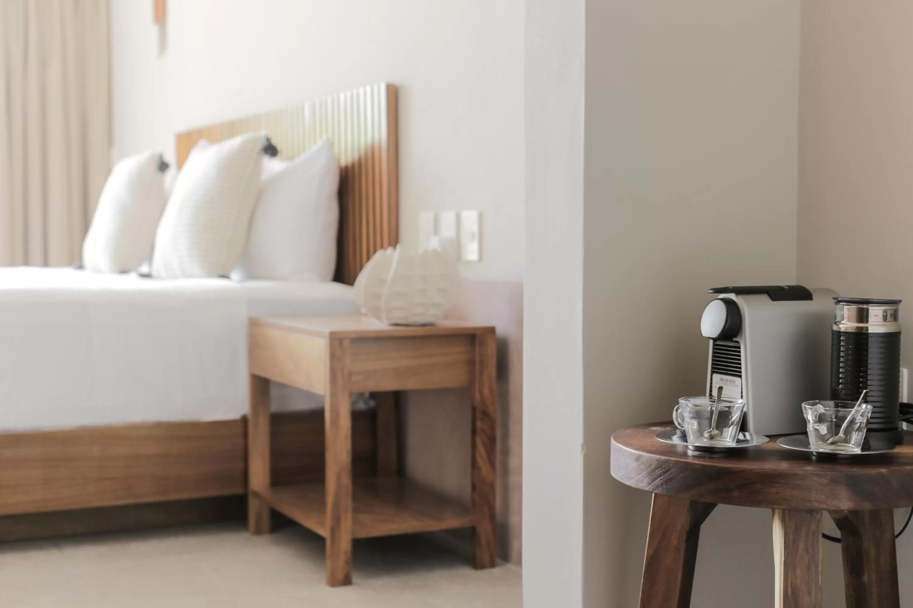 Bedroom, Bed in Zereno Tulum Beach Club Access