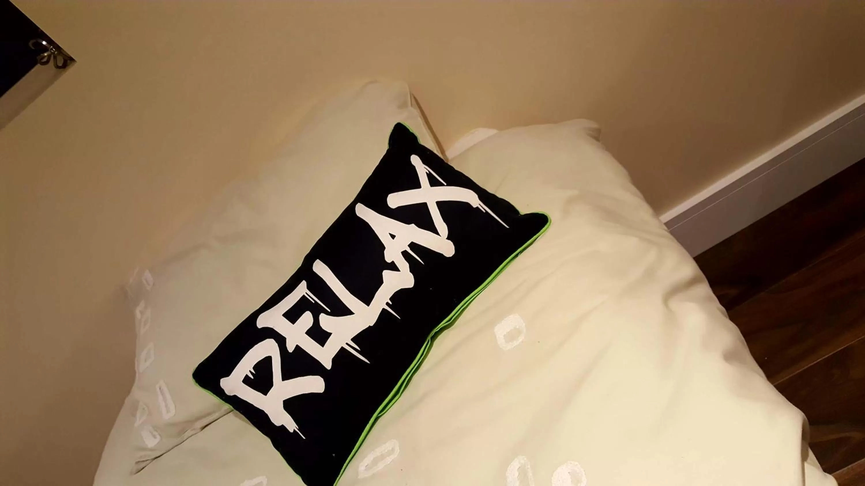 Bed in Ridge-Rock Accommodation