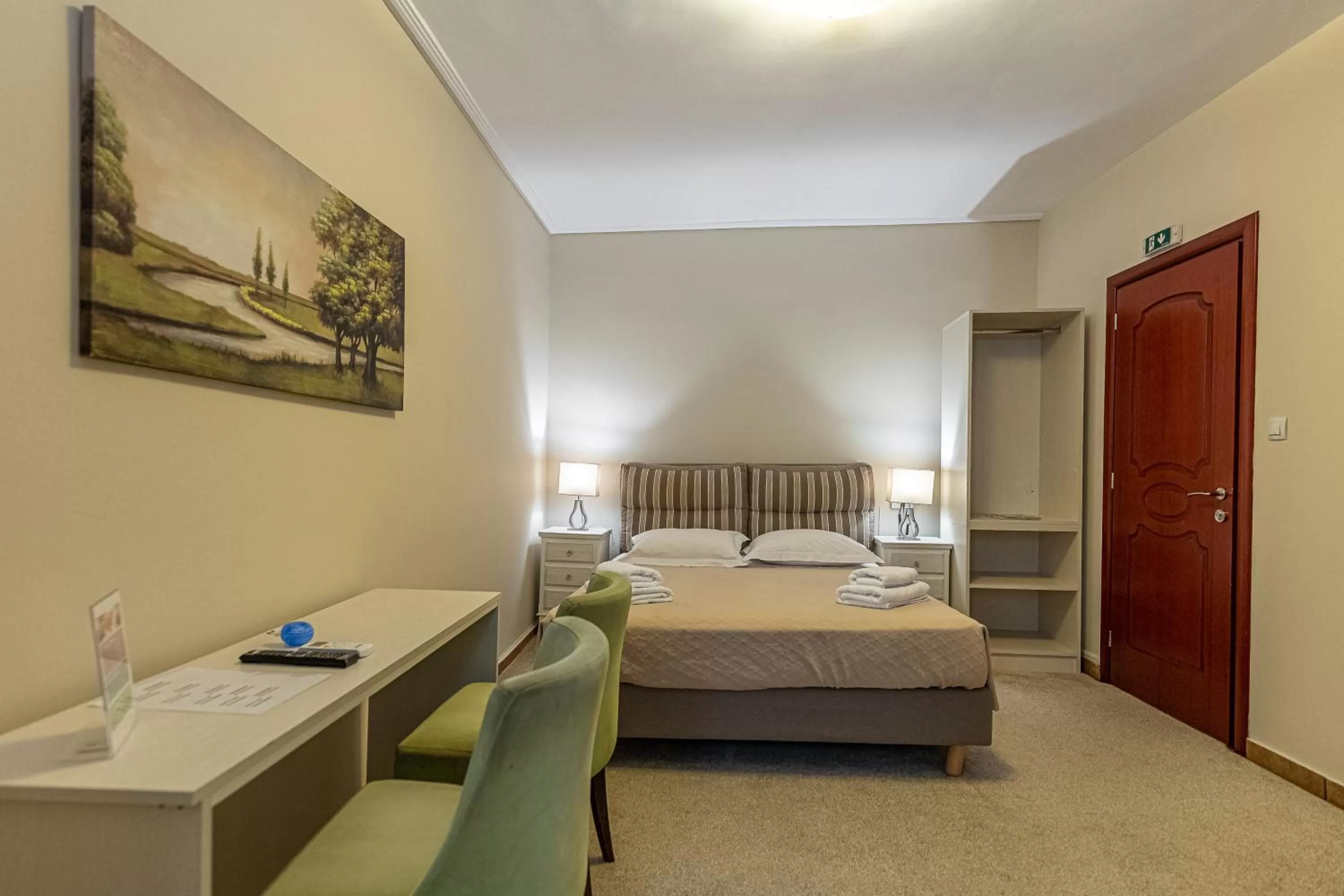 Bed in Apartments Tina FREE transfer from-to the airport