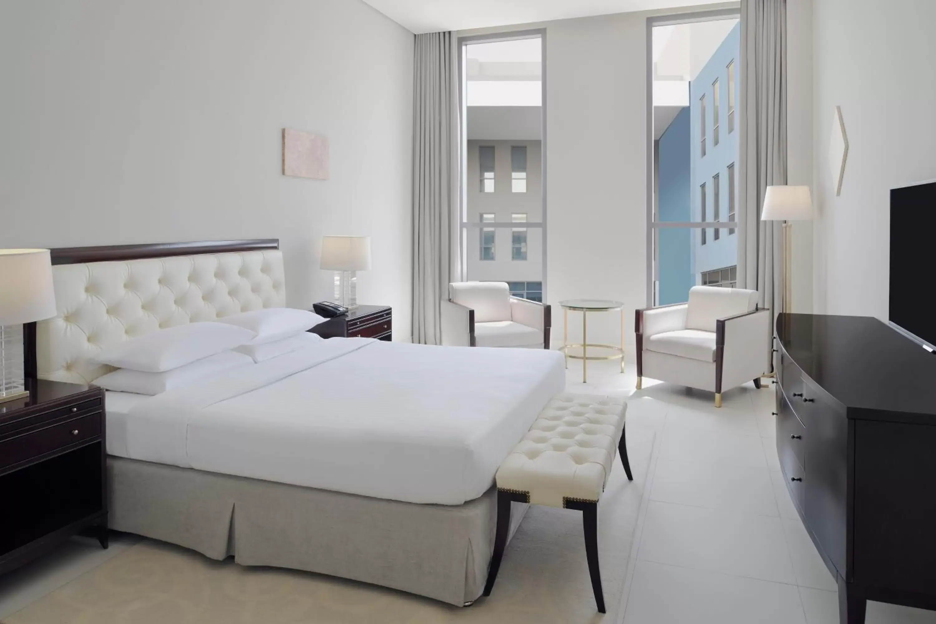 Standard King Room with Shuttle Bus to JBR Beach and various shopping malls in Delta Hotels by Marriott Dubai Investment Park Standard King Room with Shuttle Bus to JBR Beach and various shopping malls in Delta Hotels by Marriott Dubai Investment Park