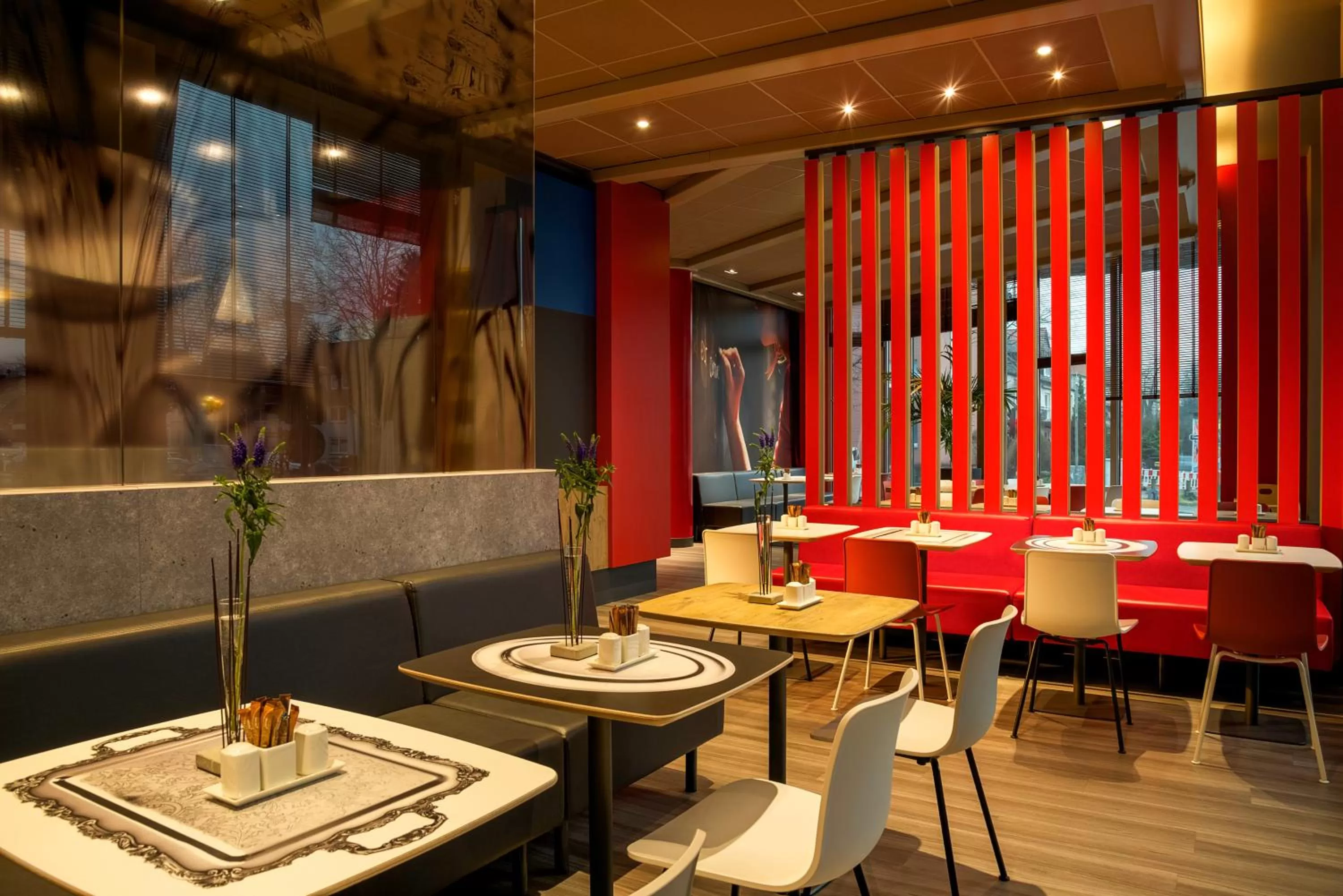 Restaurant/places to eat in ibis Hamburg Alsterring