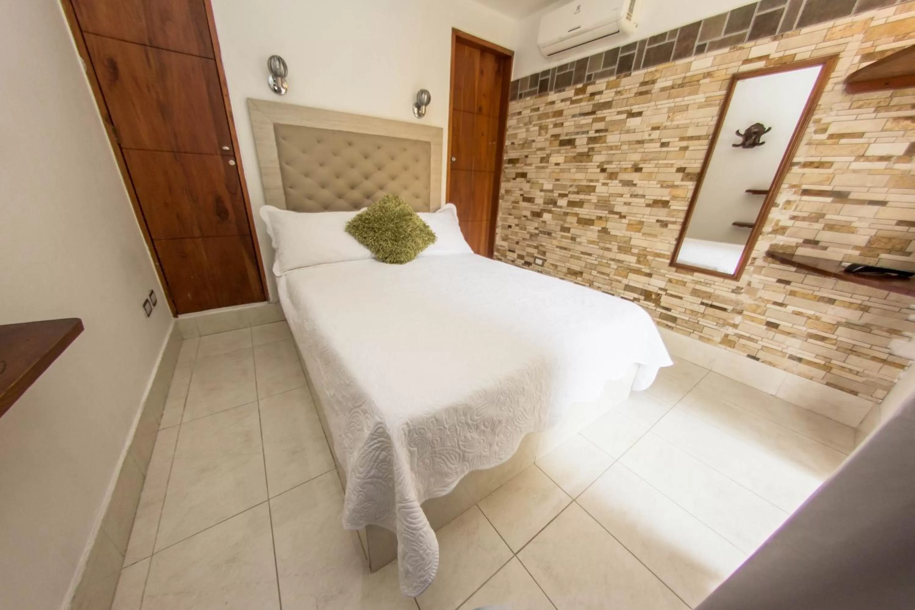 Photo of the whole room, Bed in Hotel Casa Gloria Boutique