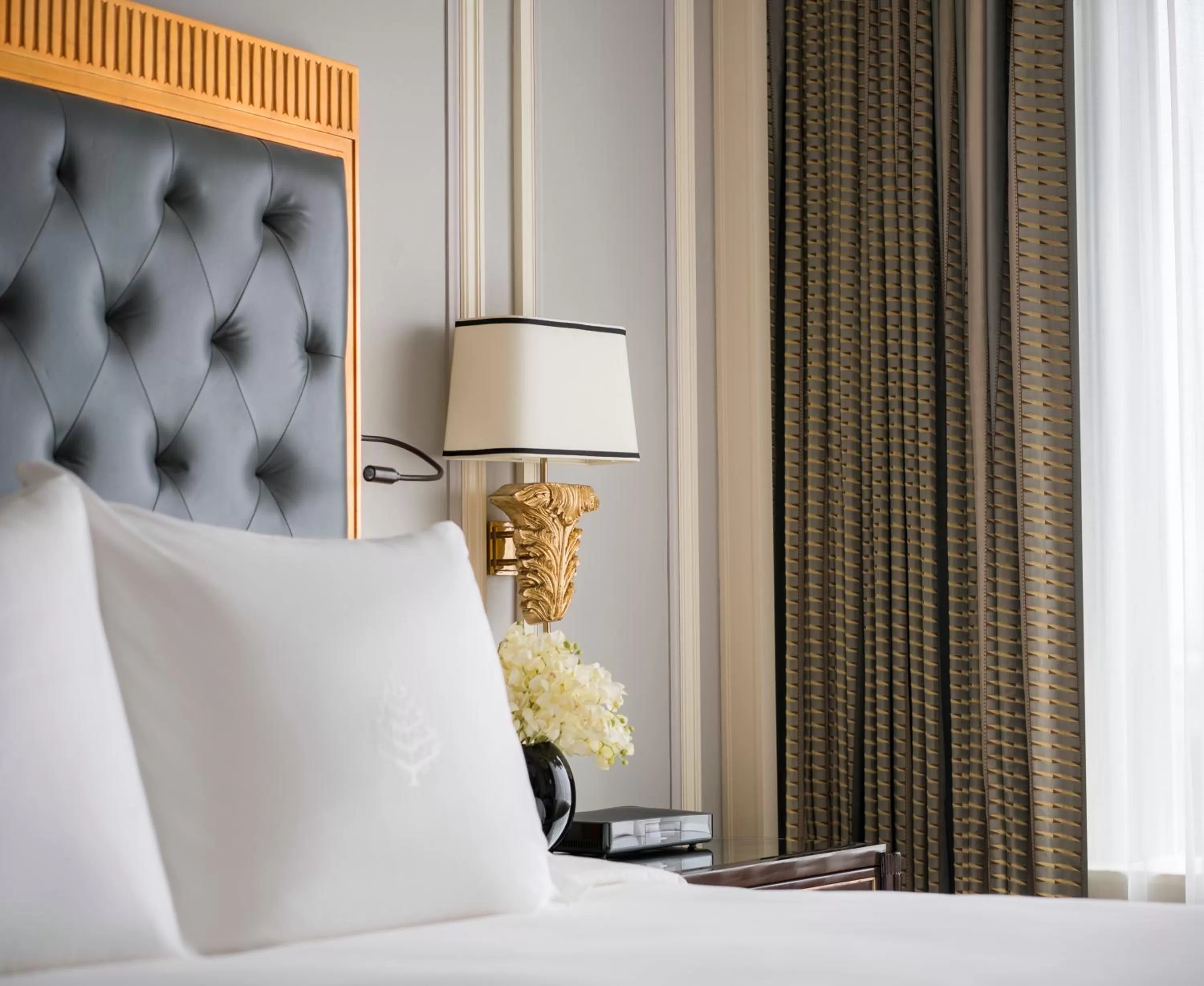 Bedroom, Bed in Four Seasons Hotel Jakarta