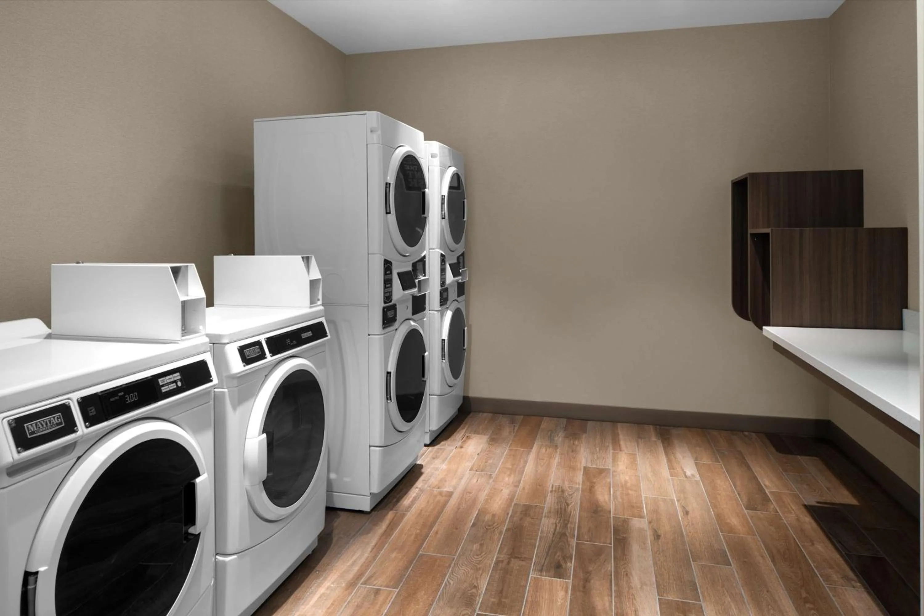 Property building in Home2 Suites By Hilton Hobbs