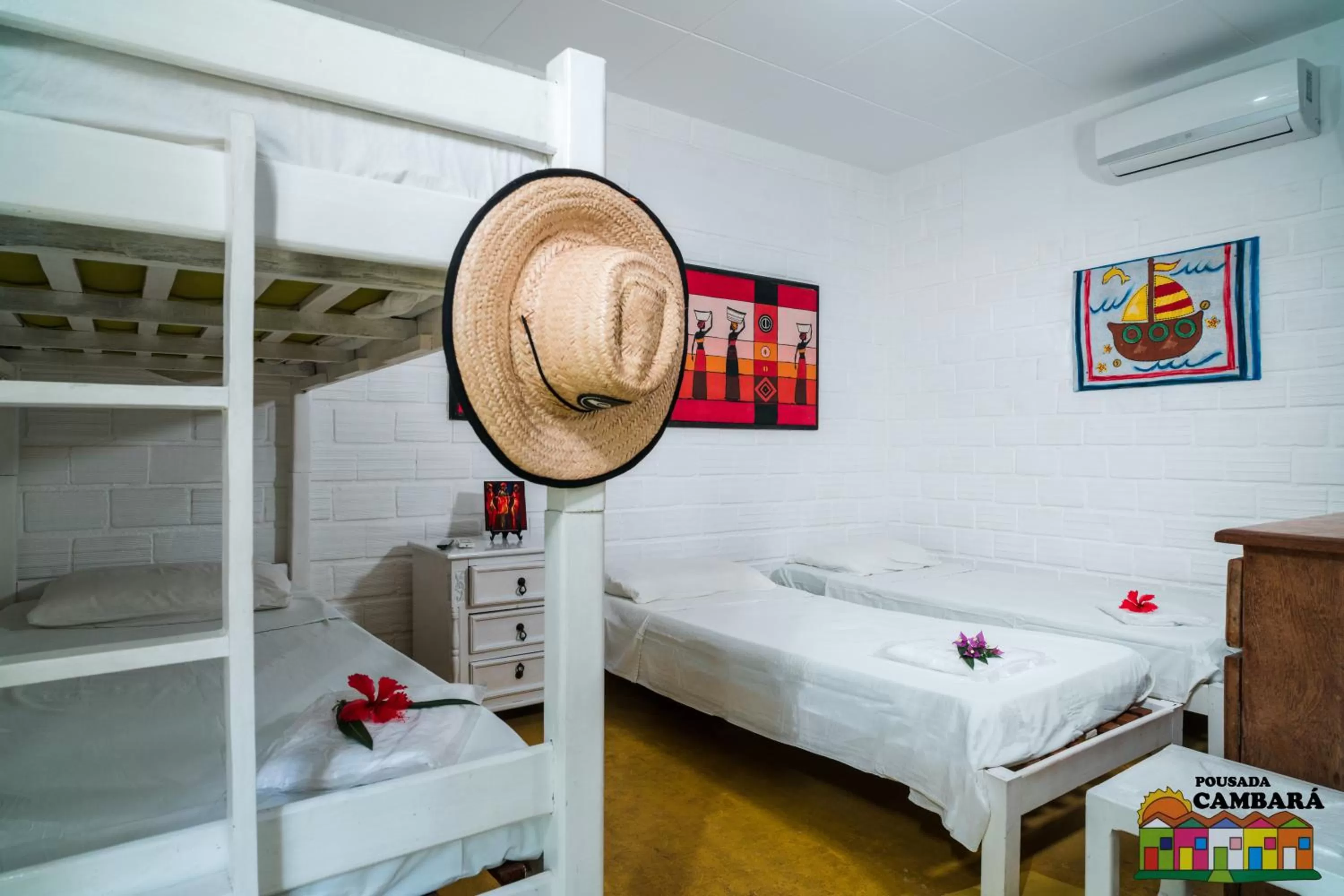 Photo of the whole room in Pousada Cambará