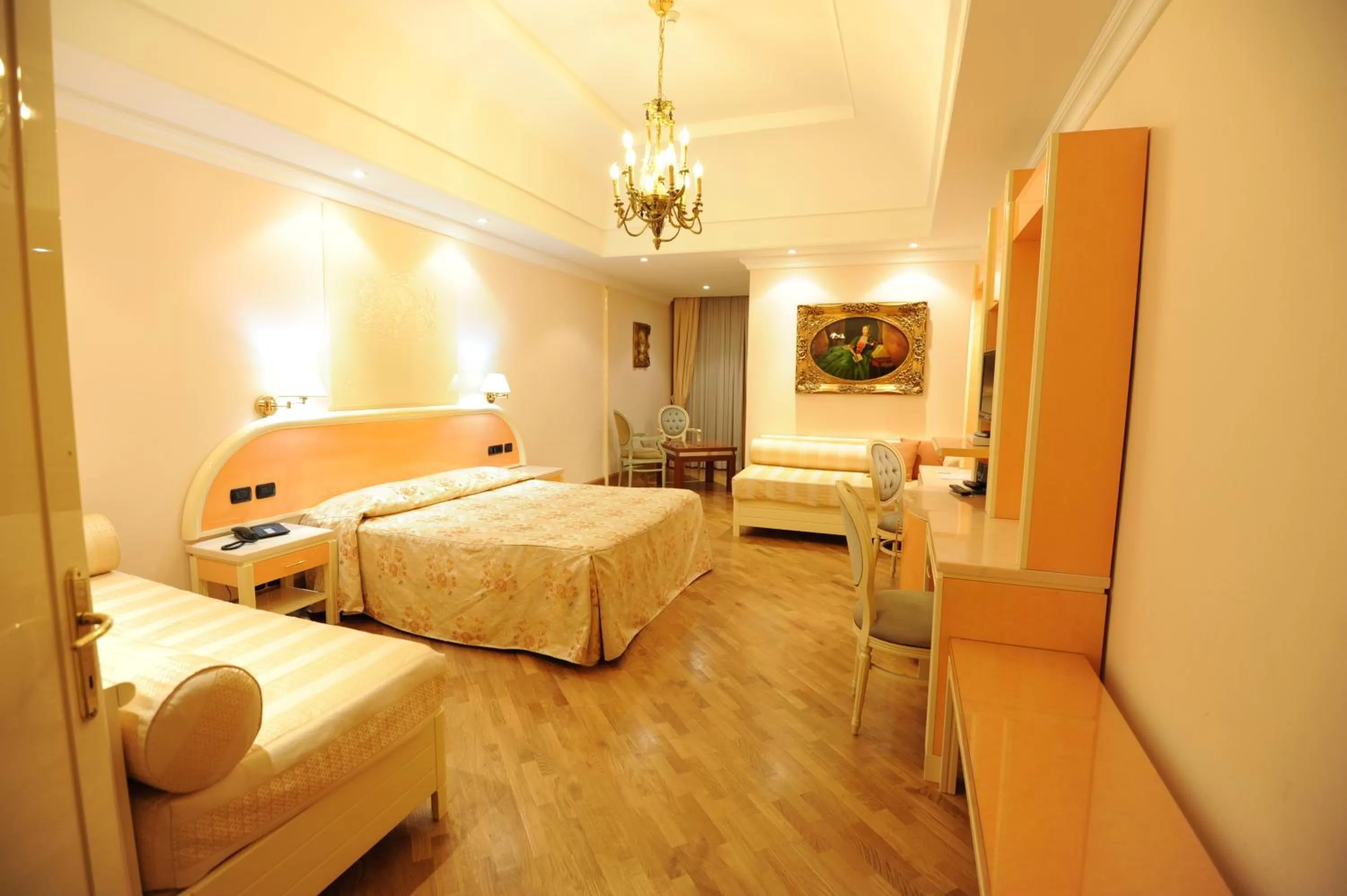 Bed in LH Hotel Domus Caesari