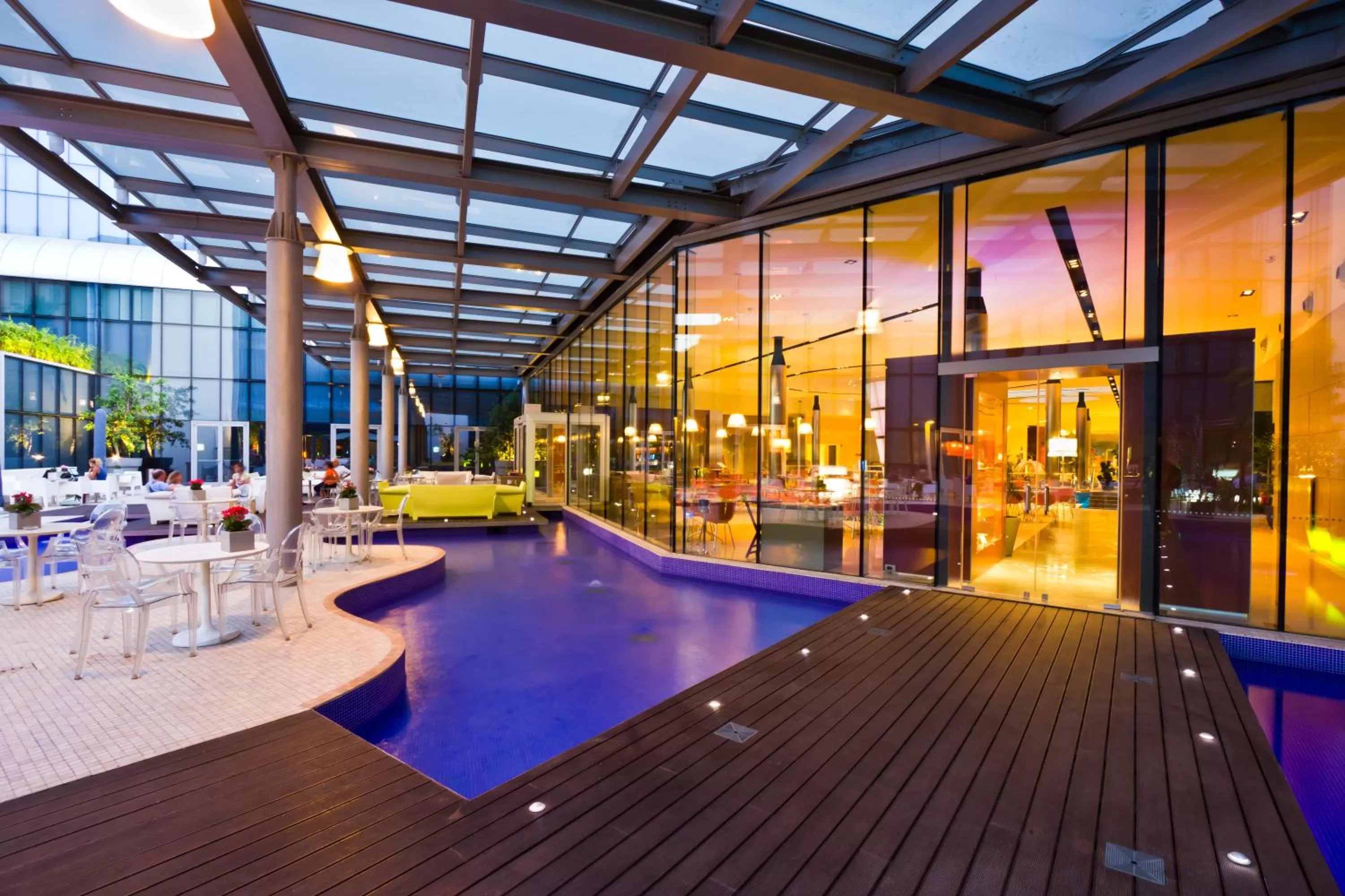 Garden in UNA HOTELS T Hotel Cagliari