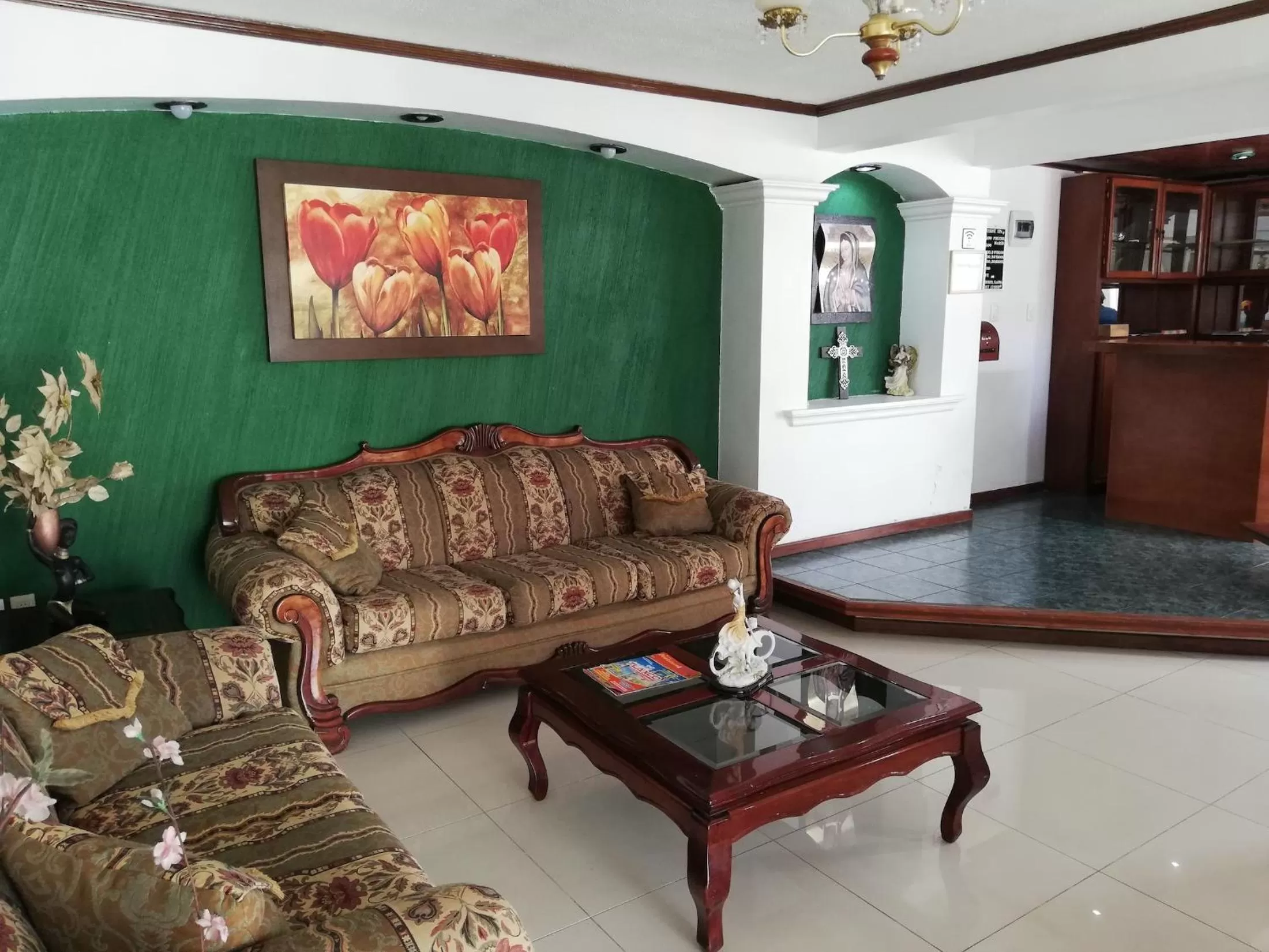 Lobby or reception in La Aurora Hotel Like Home