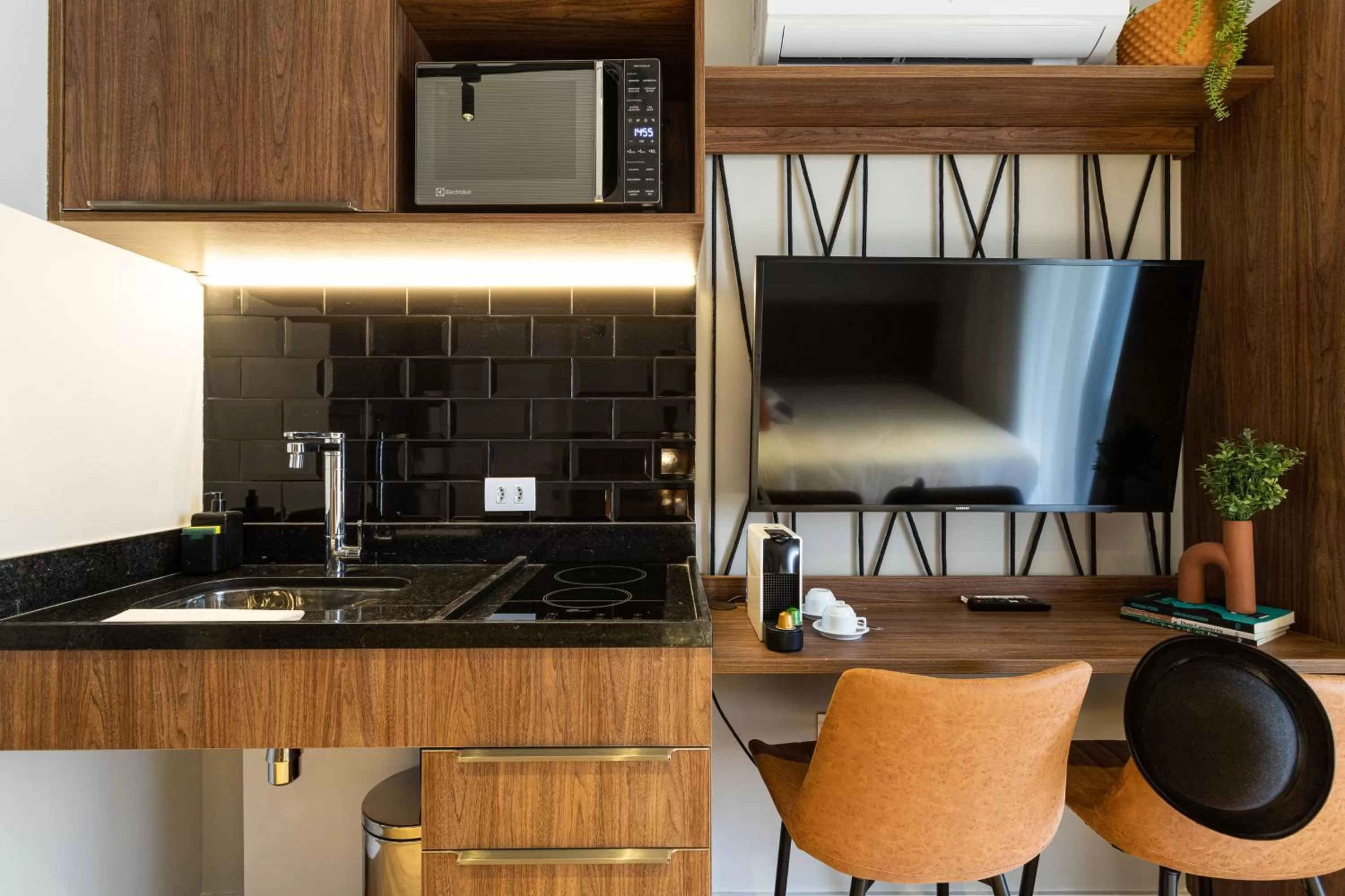 Kitchen or kitchenette in Charlie Hotel Atmosfera Paulista