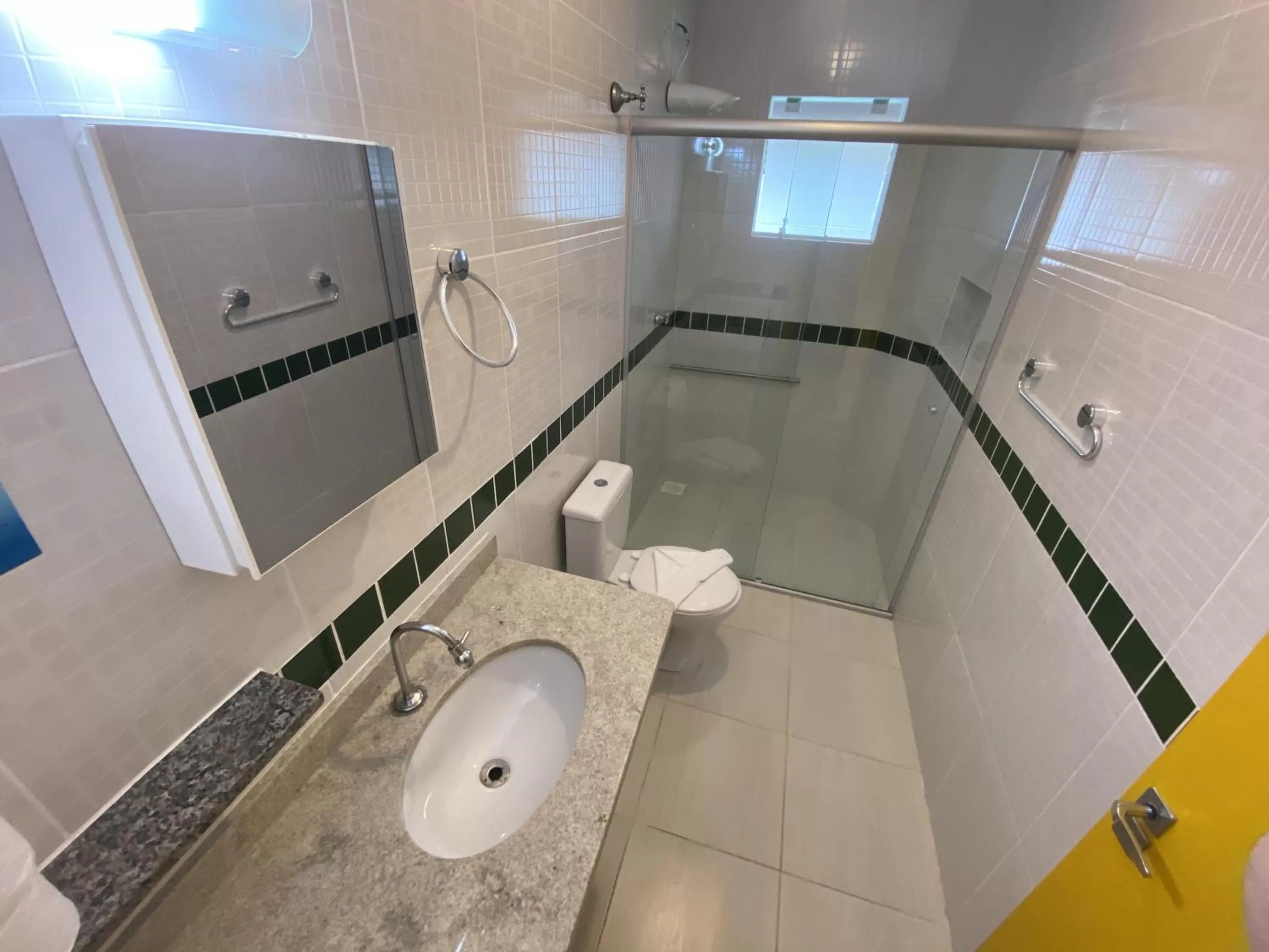 Bathroom in Hotel e Pousada Pouso54