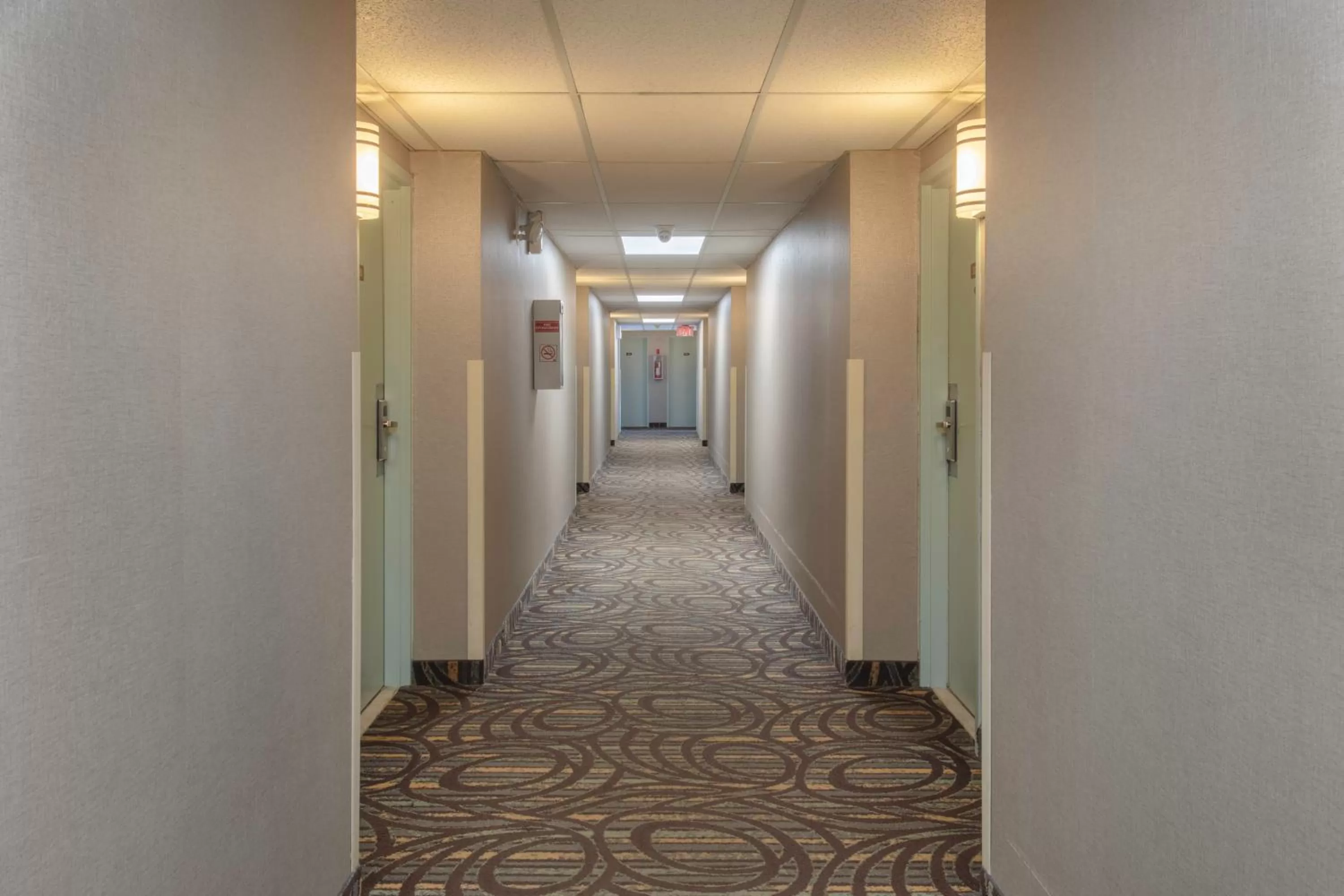 Property building in Super 5 Inn