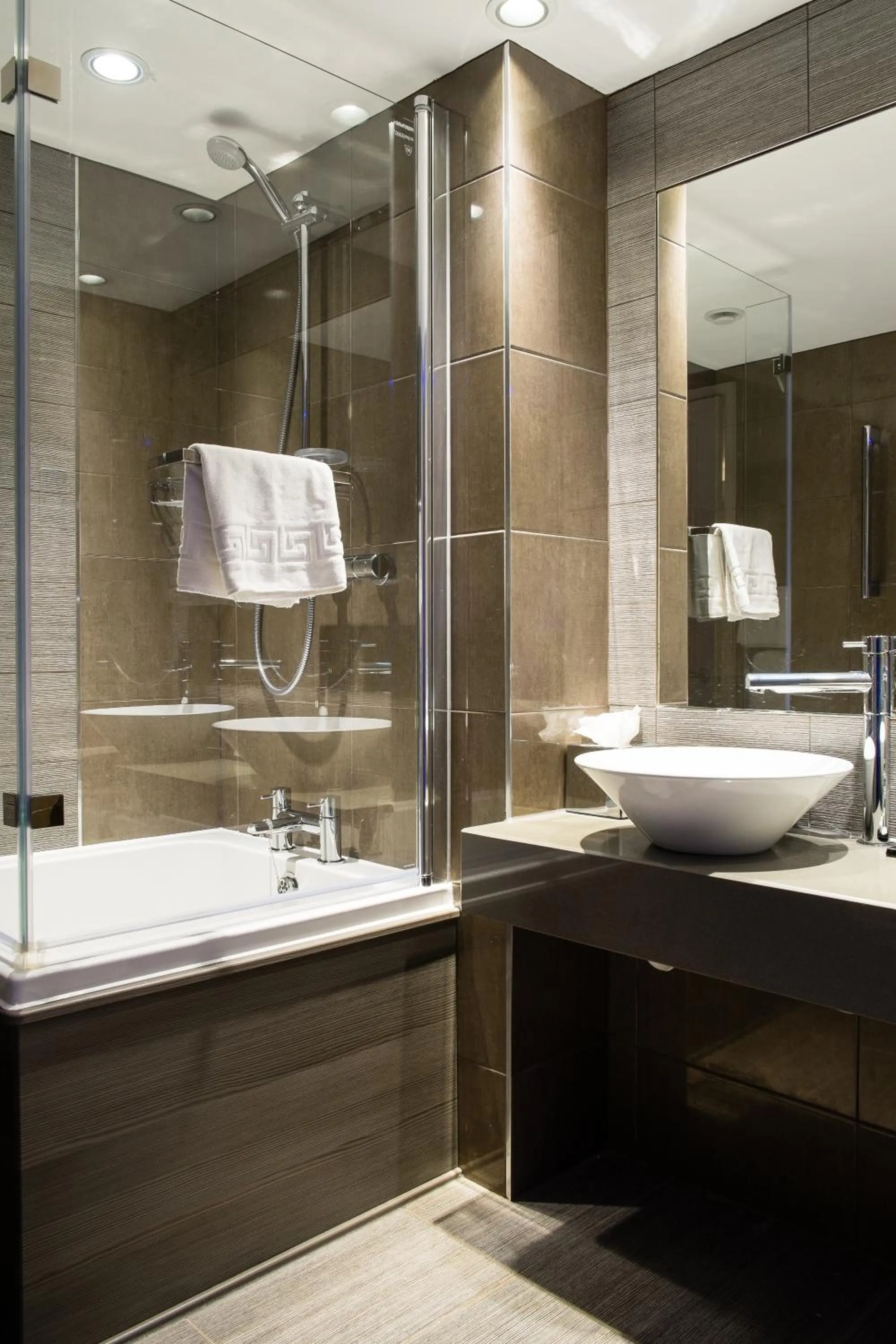 Bathroom in Lea Marston Hotel