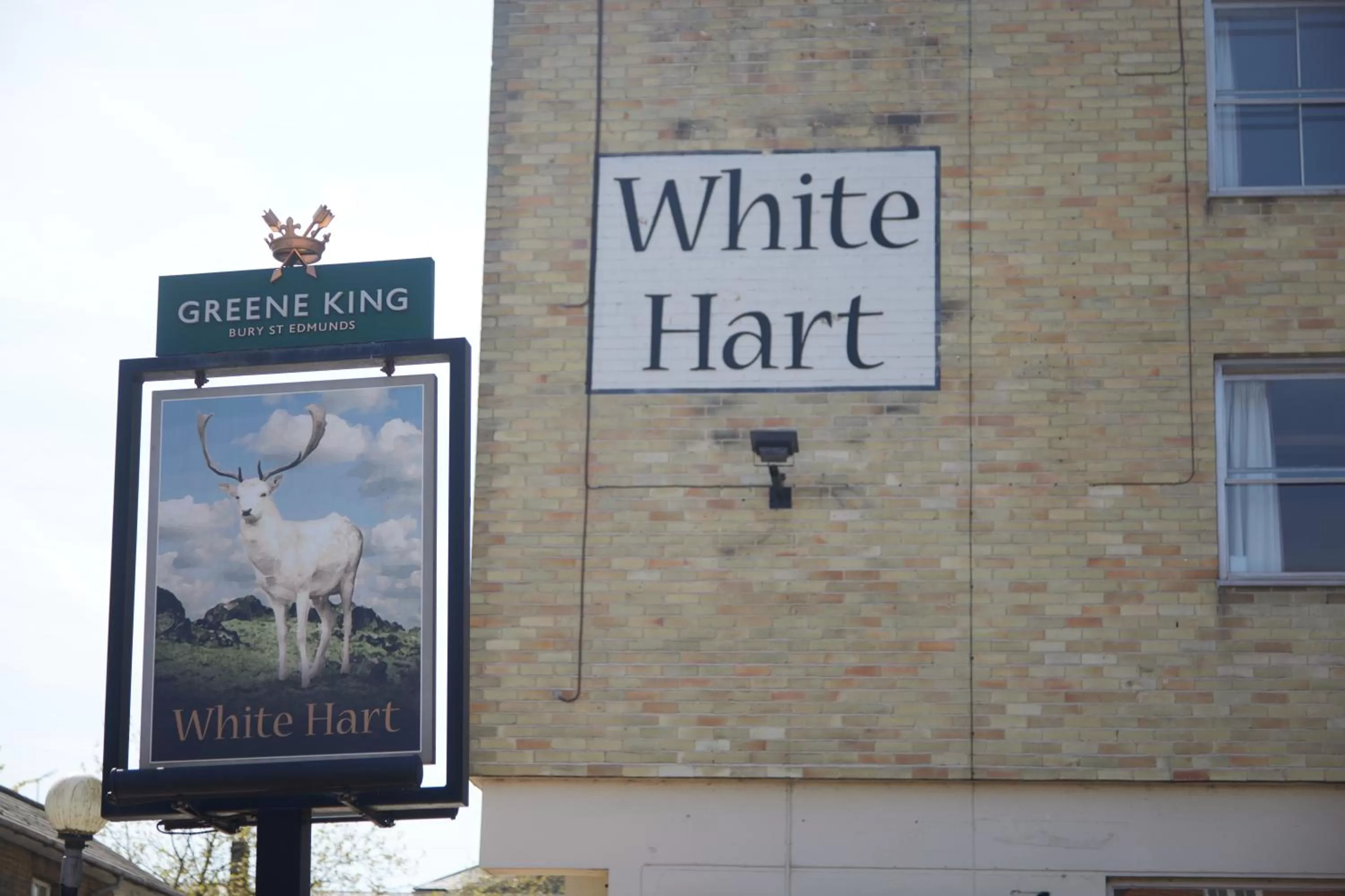 Logo/Certificate/Sign in White Hart Hotel by Greene King Inns