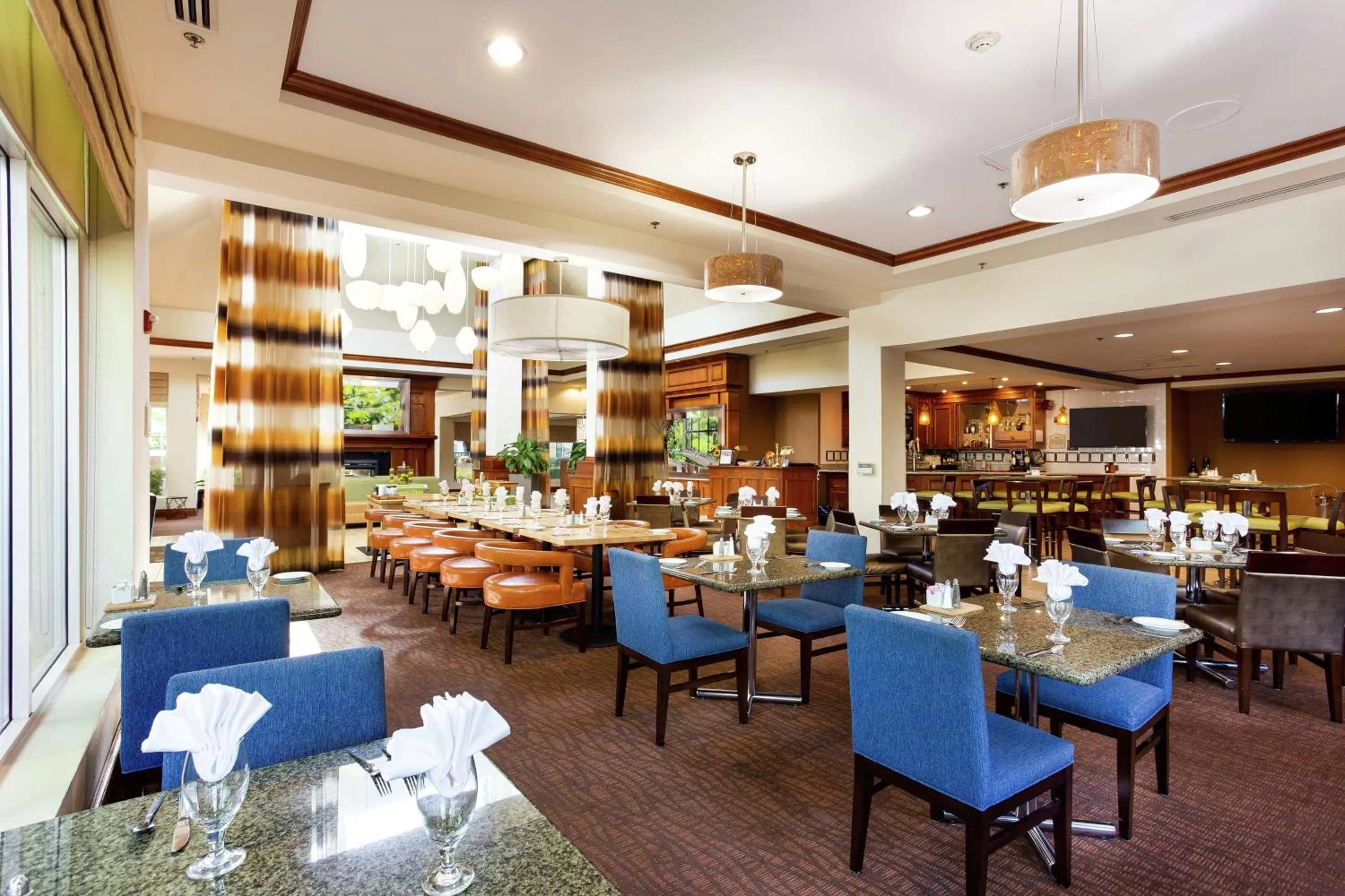Restaurant/places to eat in Hilton Garden Inn Fairfield