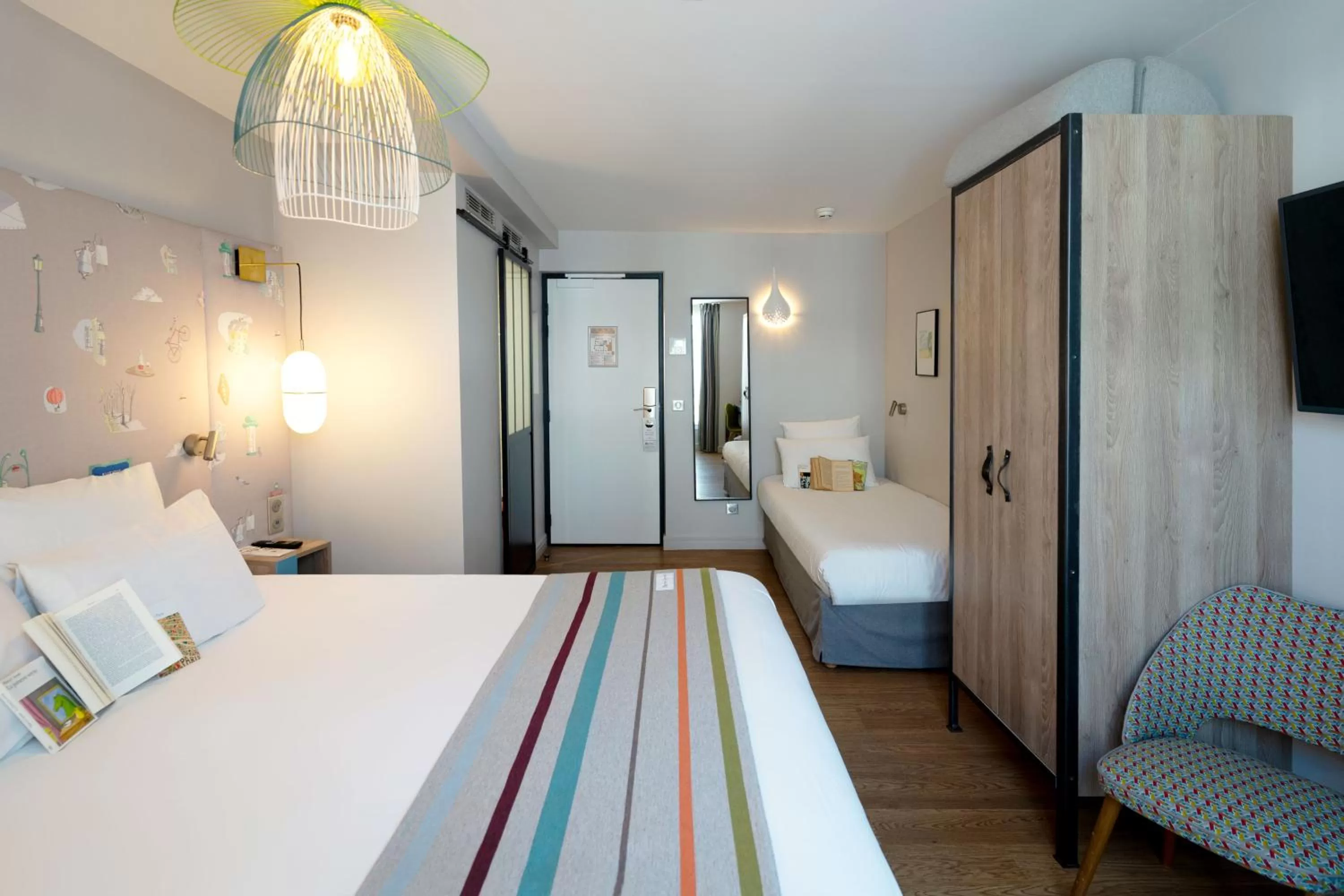 Bed in Hotel Litteraire Marcel Ayme, BW Premier Collection