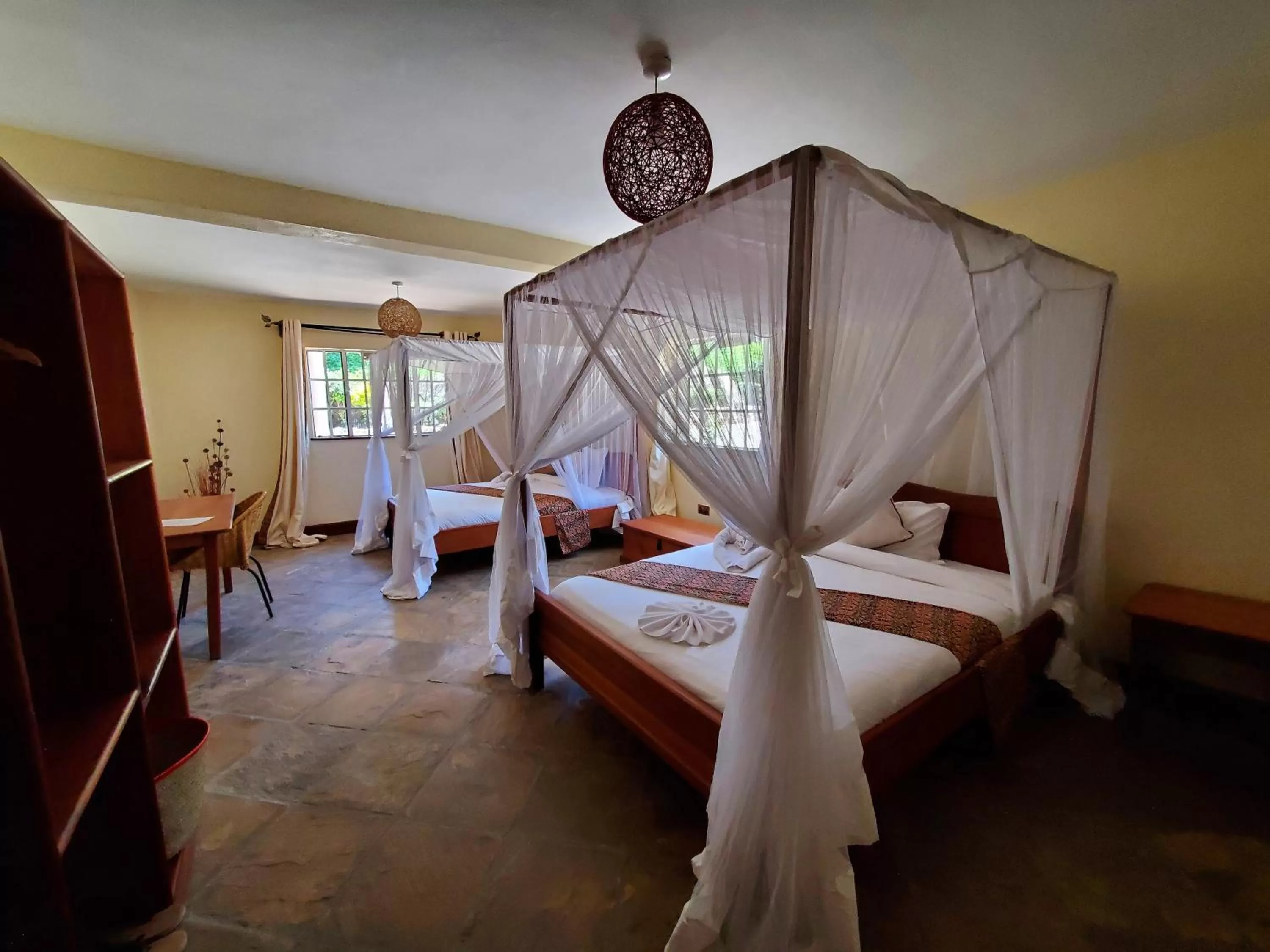 Bedroom, Bunk Bed in Mwanzo Lodge