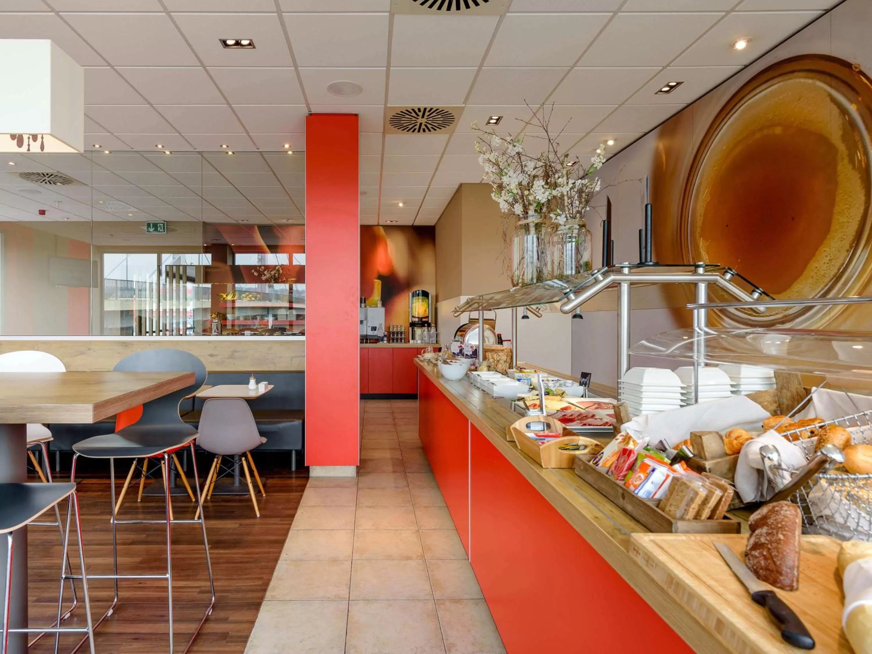 Restaurant/places to eat in ibis Hotel Würzburg City