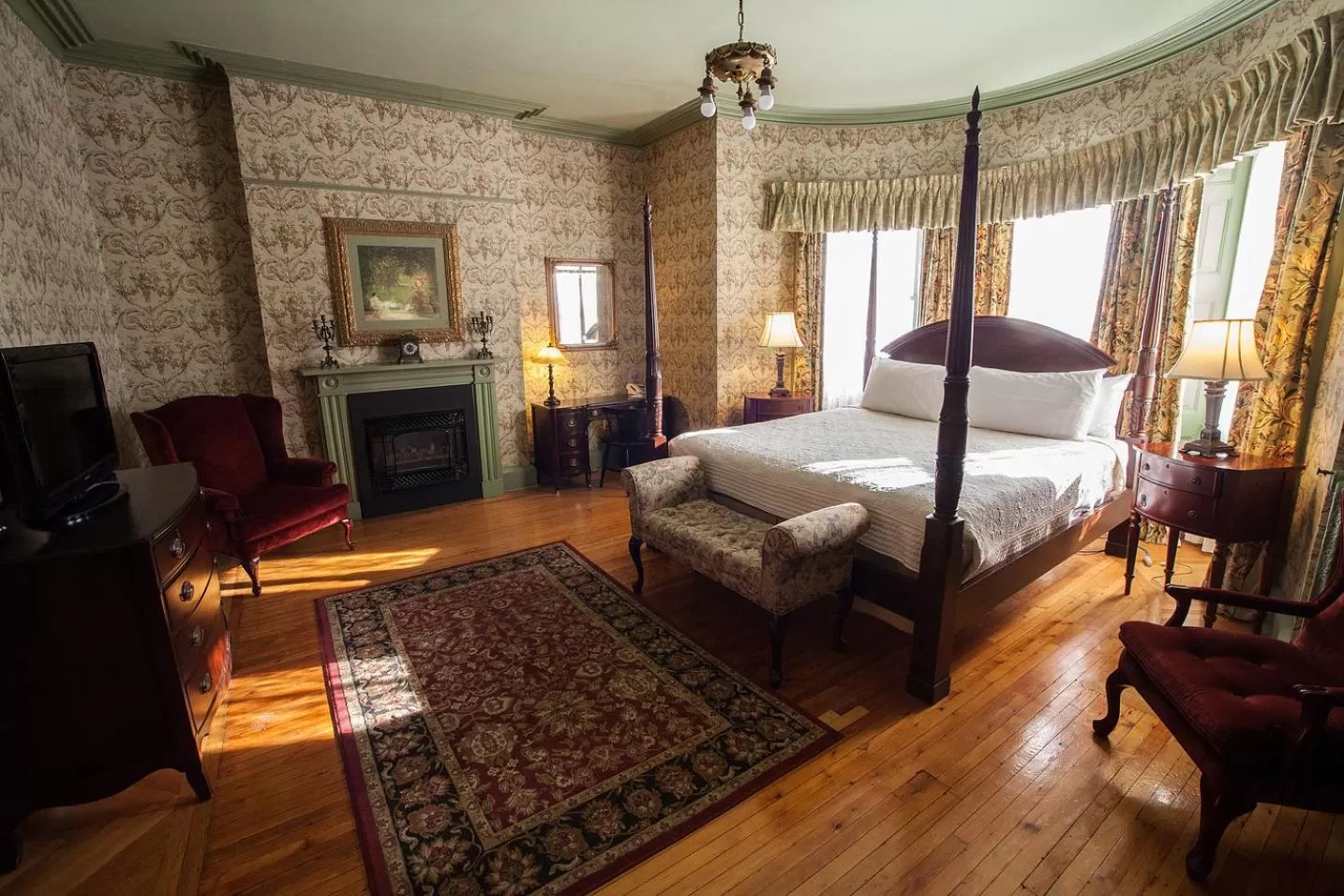 Photo of the whole room, Bed in Fairholm Boutique Inns