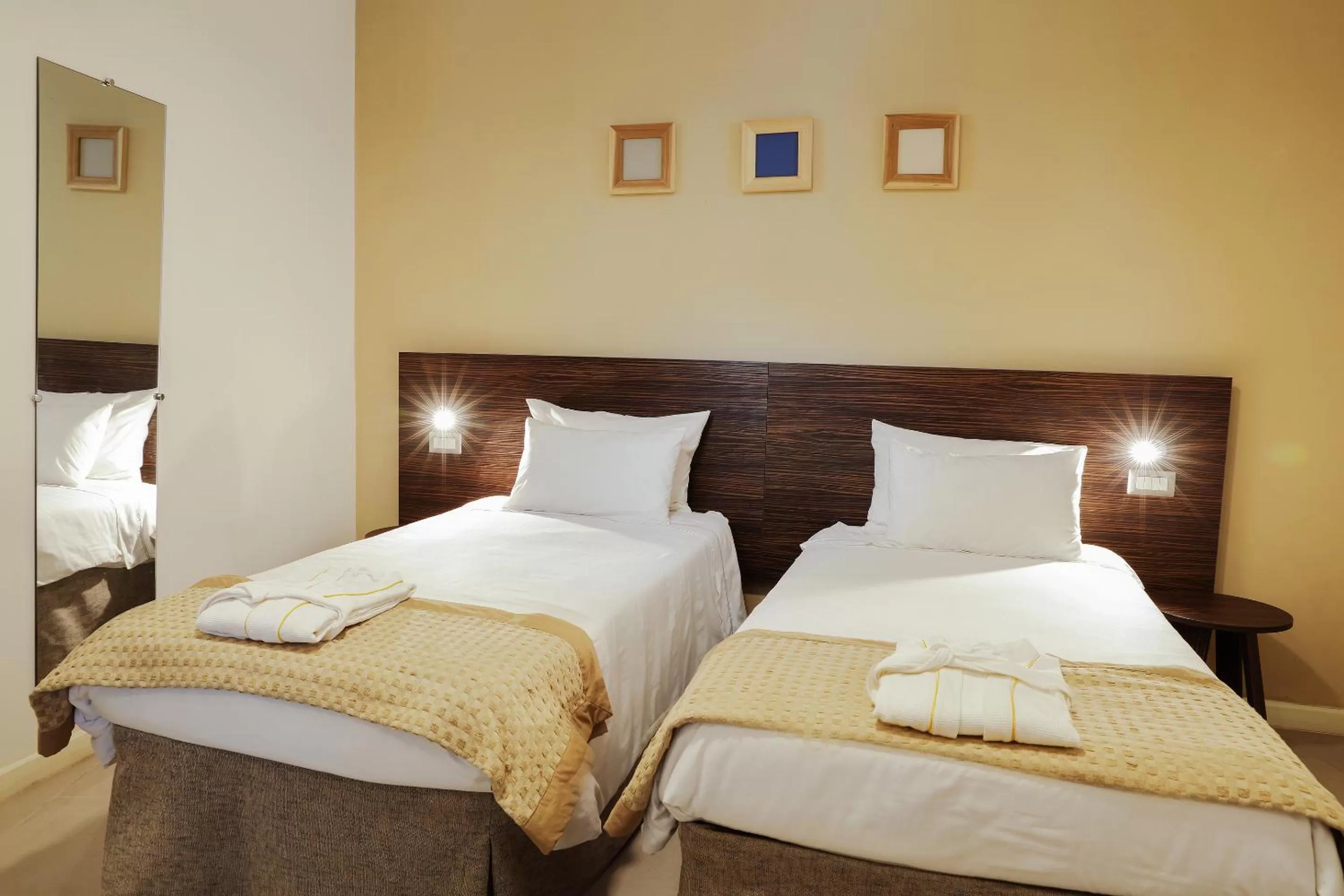 Bedroom, Bed in Hotel La Villette