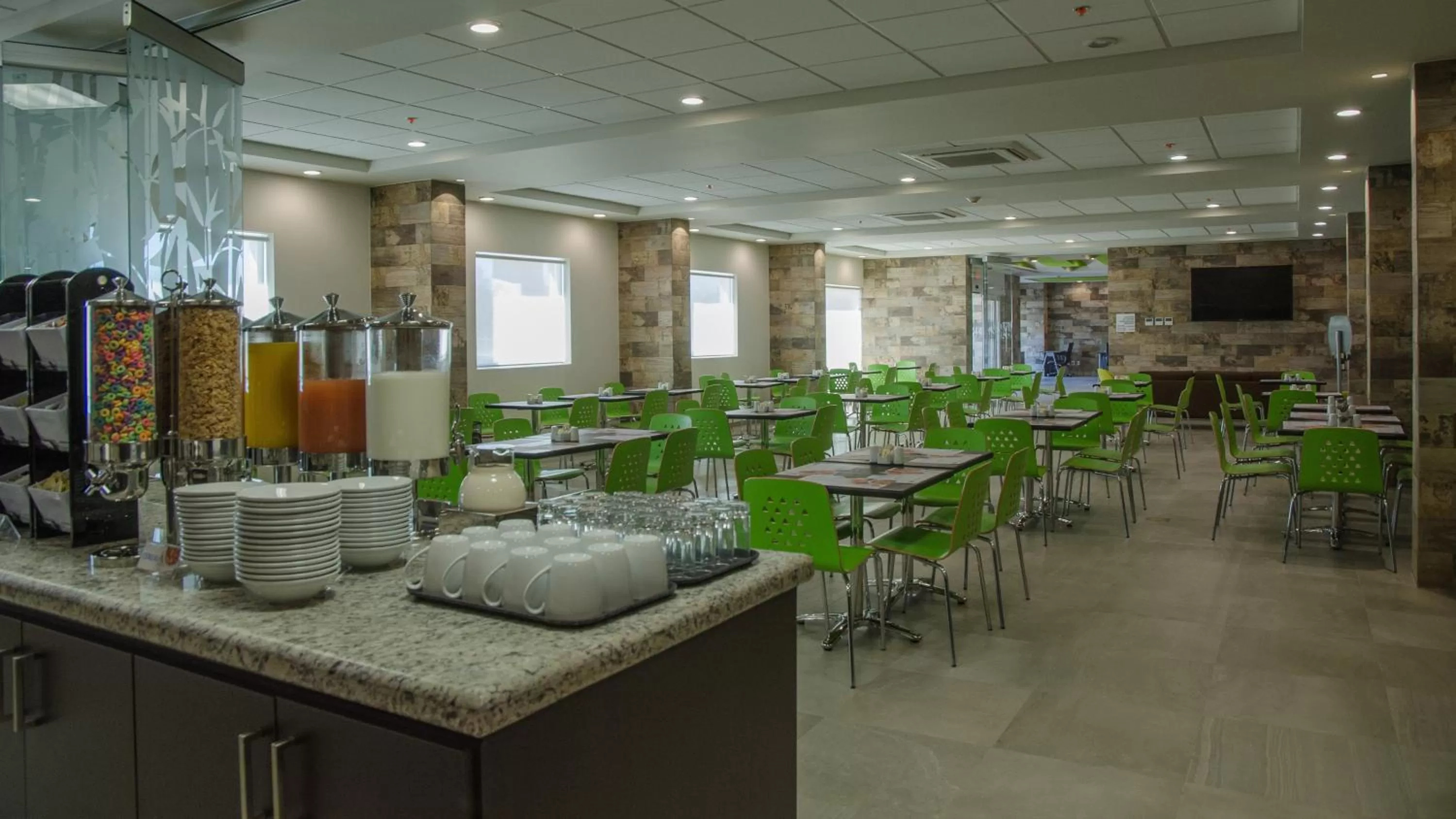 Breakfast in Holiday Inn Express and Suites Celaya by IHG
