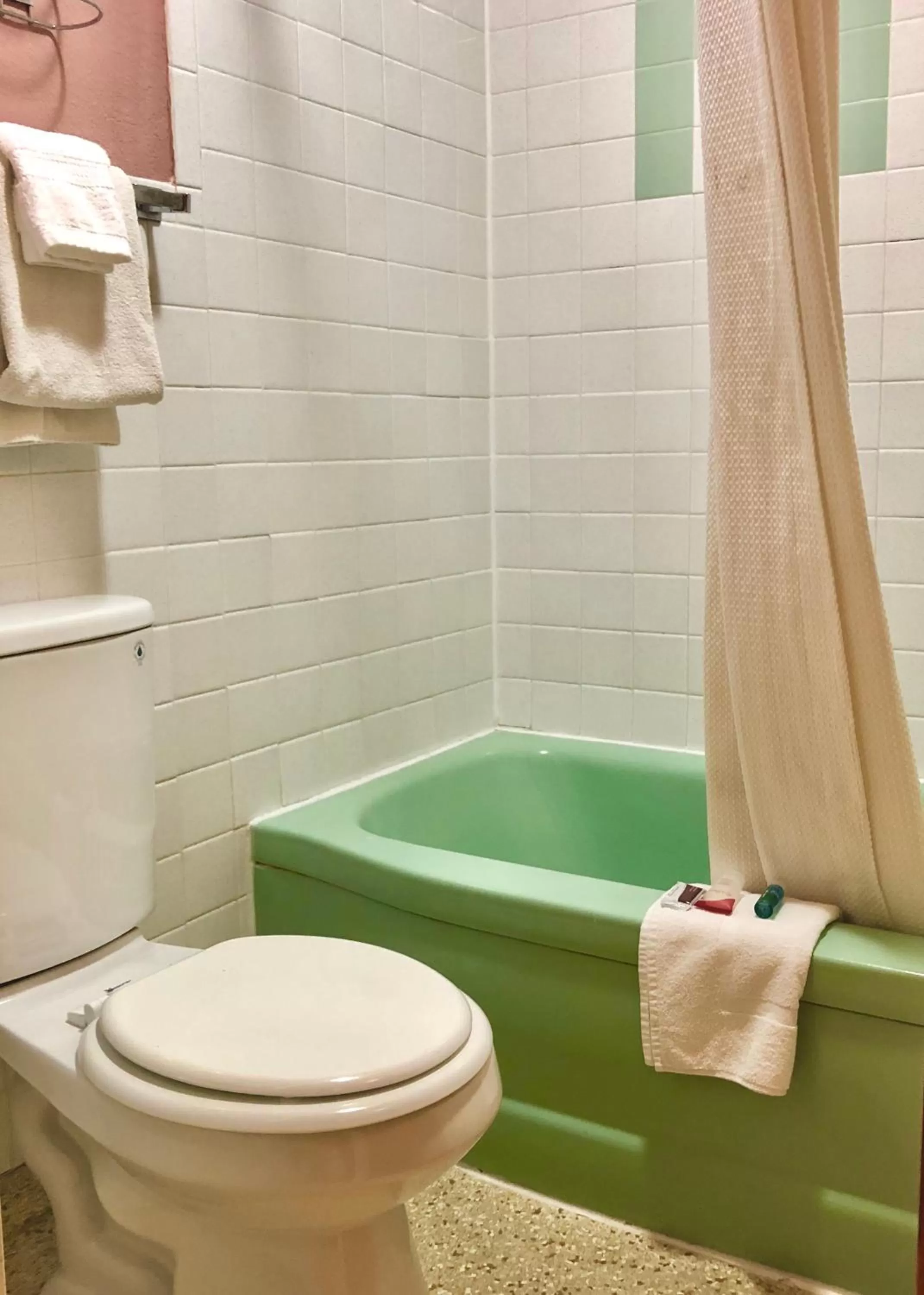 Annie Oakley Motel Oakley