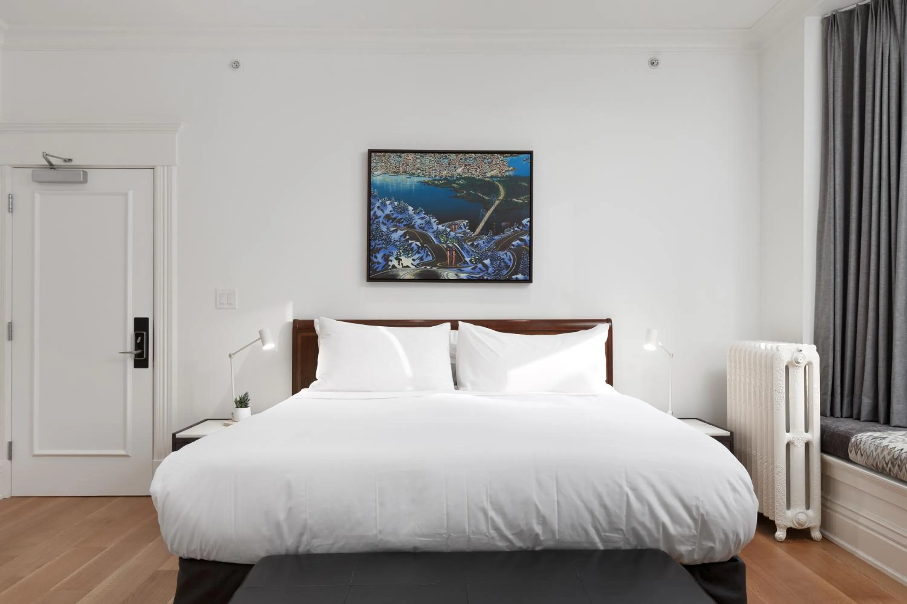 Bedroom, Bed in Victorian Hotel