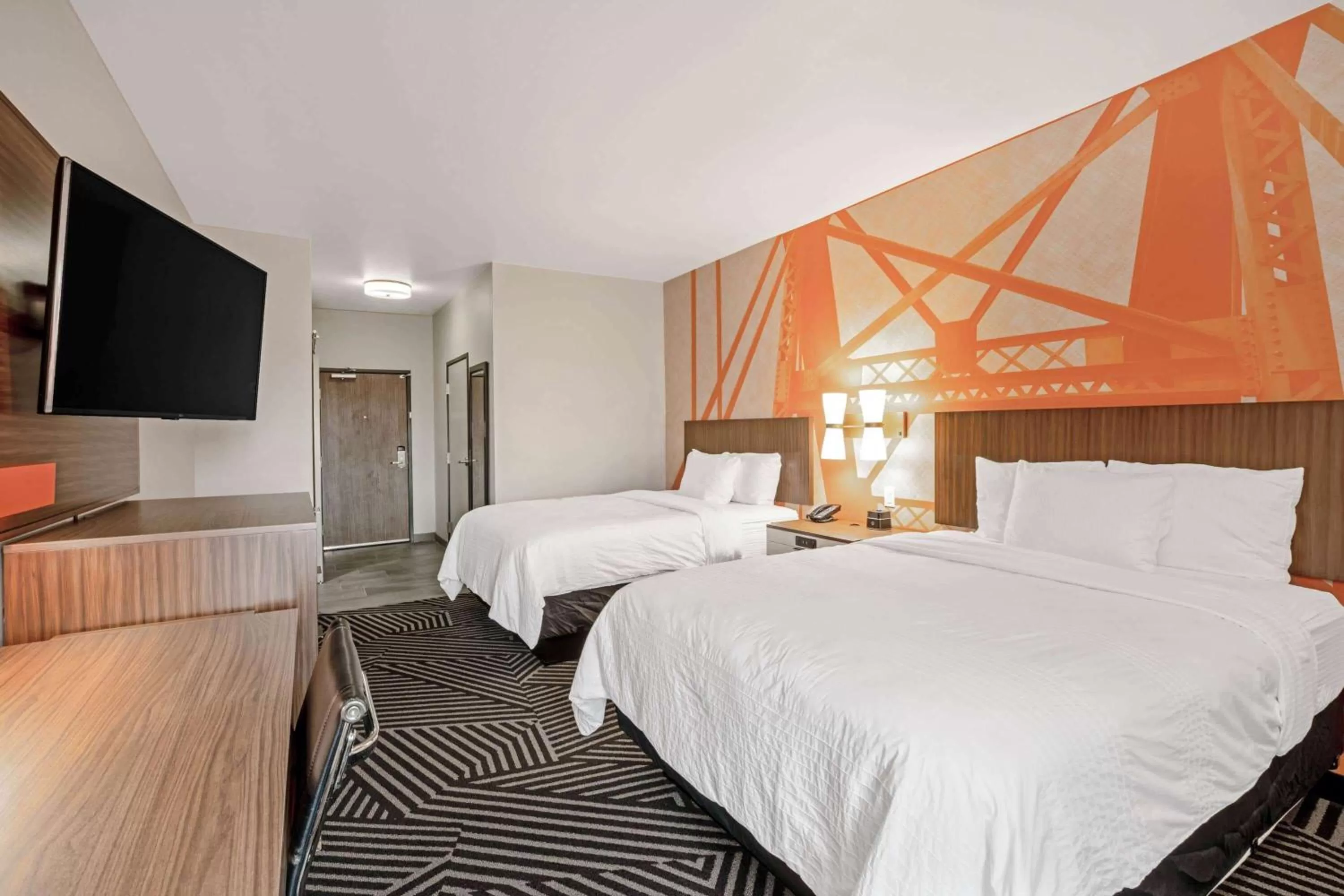 Photo of the whole room, Bed in La Quinta by Wyndham Waco Baylor Downtown