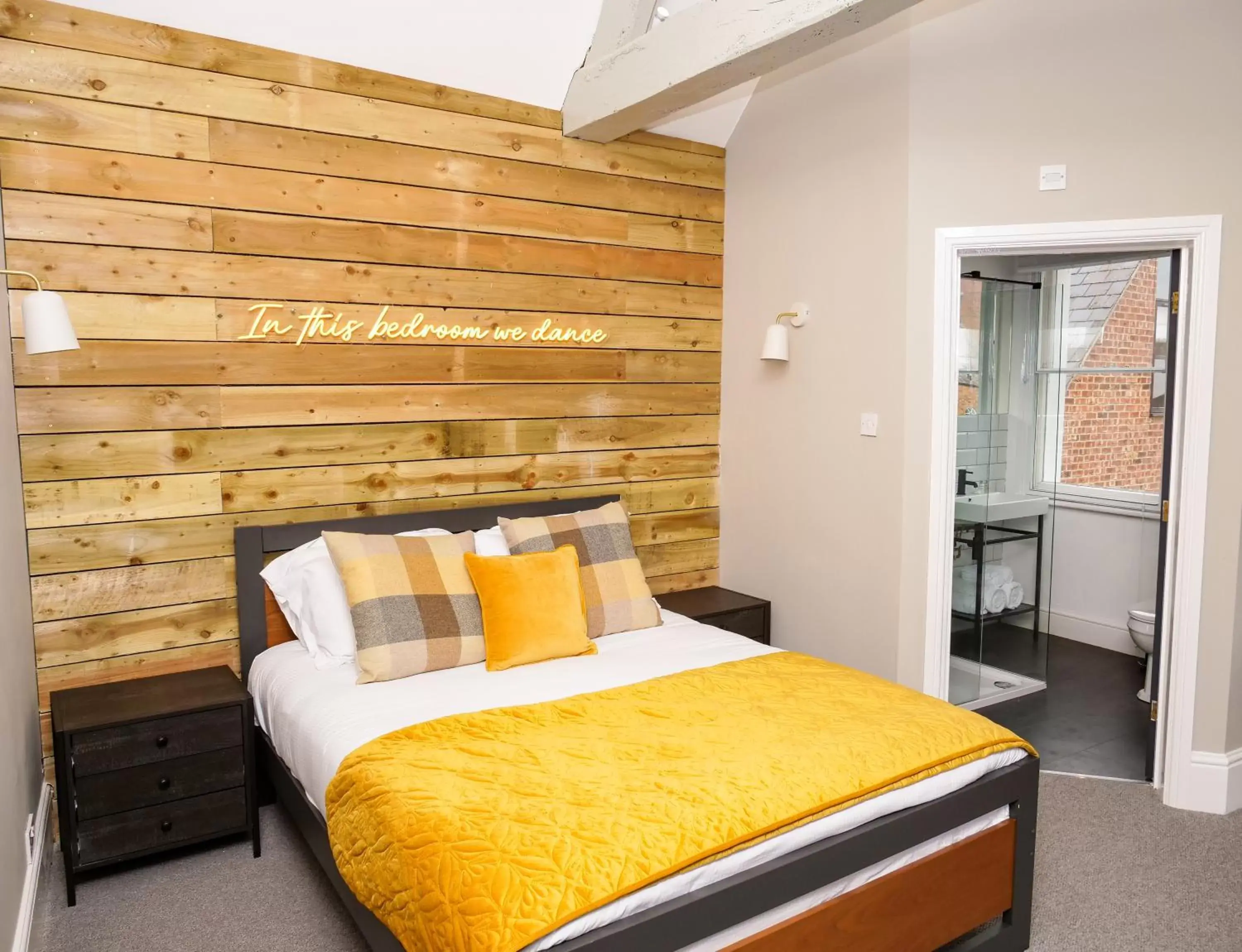 Double Room in The Lazy Pug Double Room in The Lazy Pug