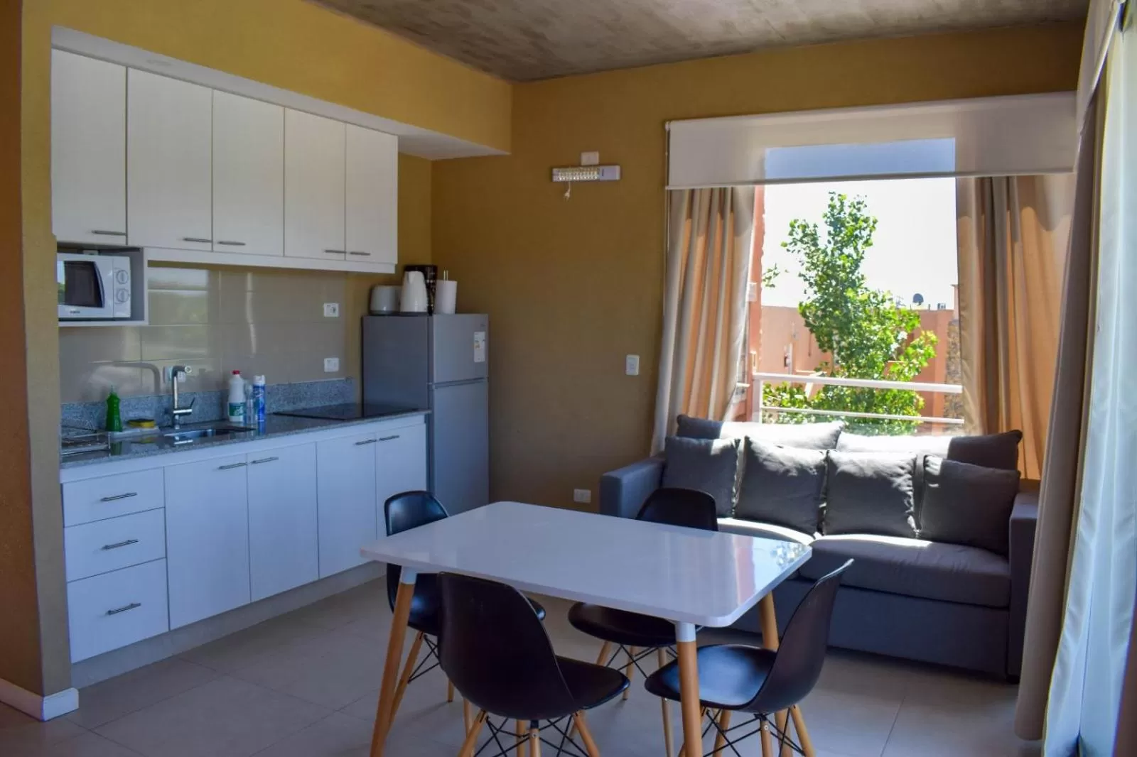 Kitchen/Kitchenette in Lomas del Real Aparthotel