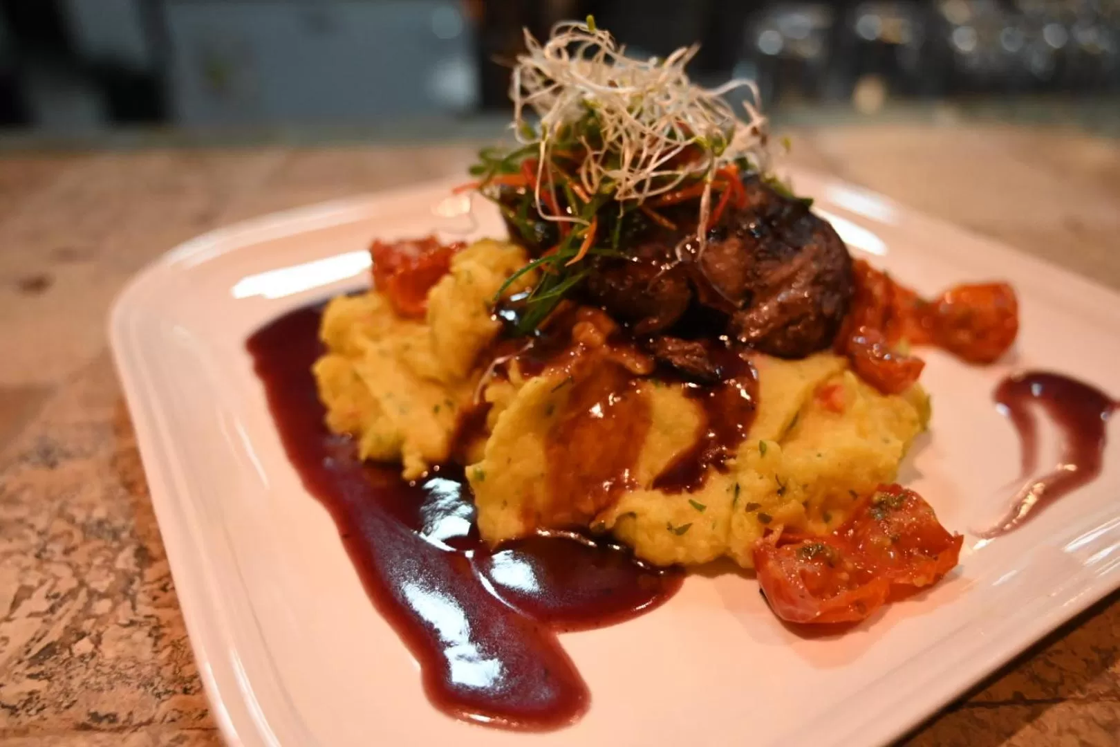 Restaurant/places to eat in Hotel Manada del Desierto