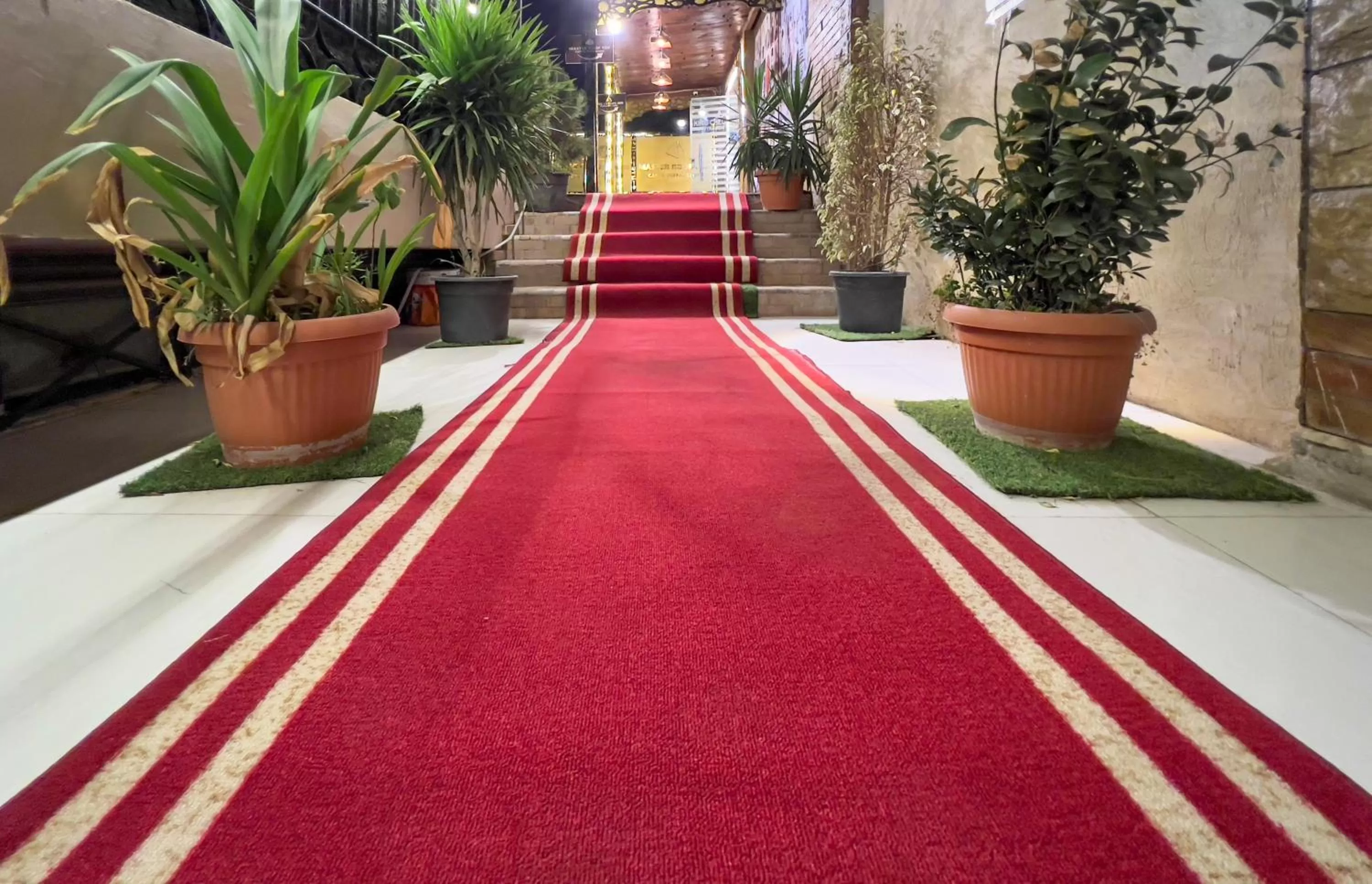 Patio in King Cheops Inn - Pyramid View