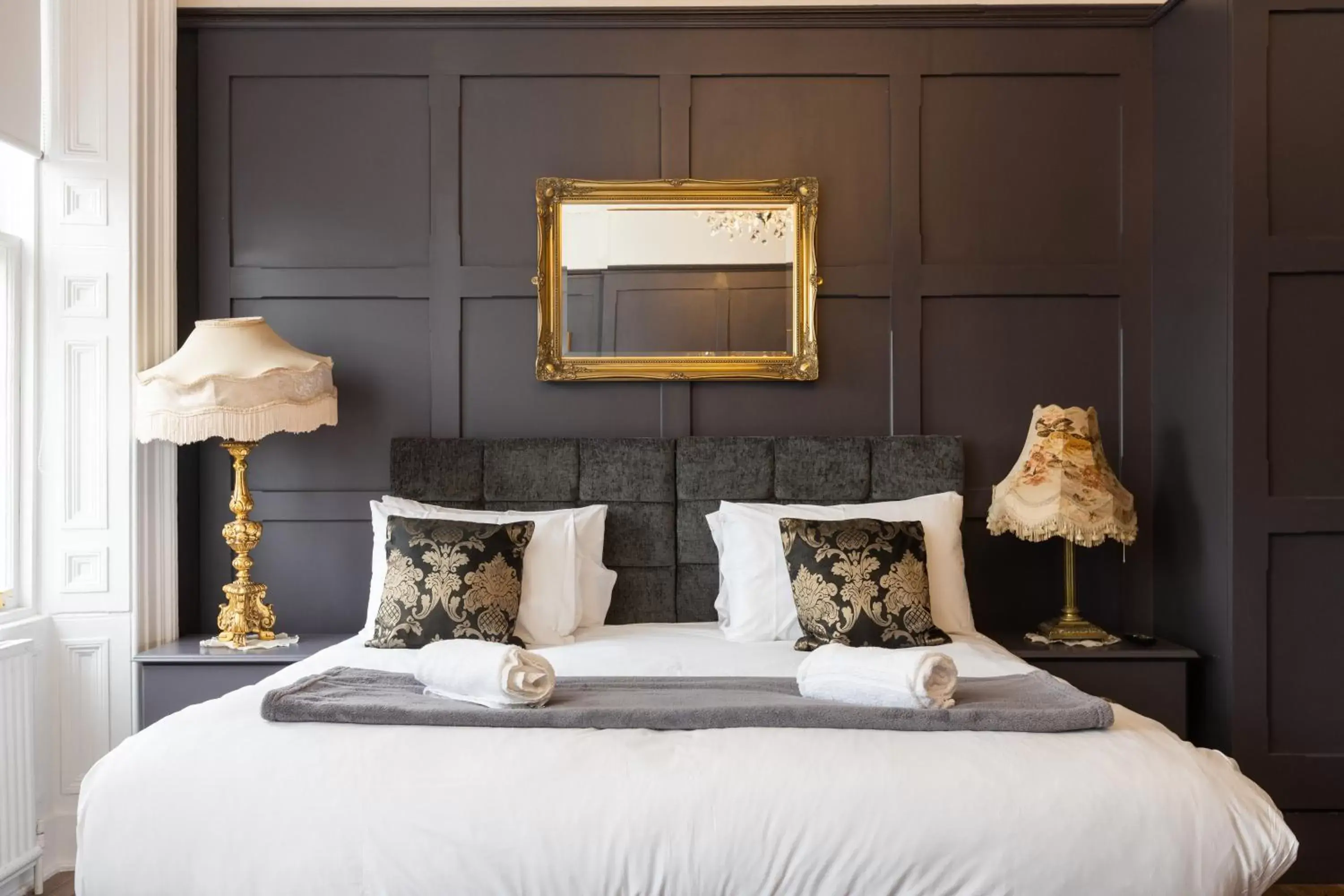 Superior King Room in The Warren Belfast Superior King Room in The Warren Belfast