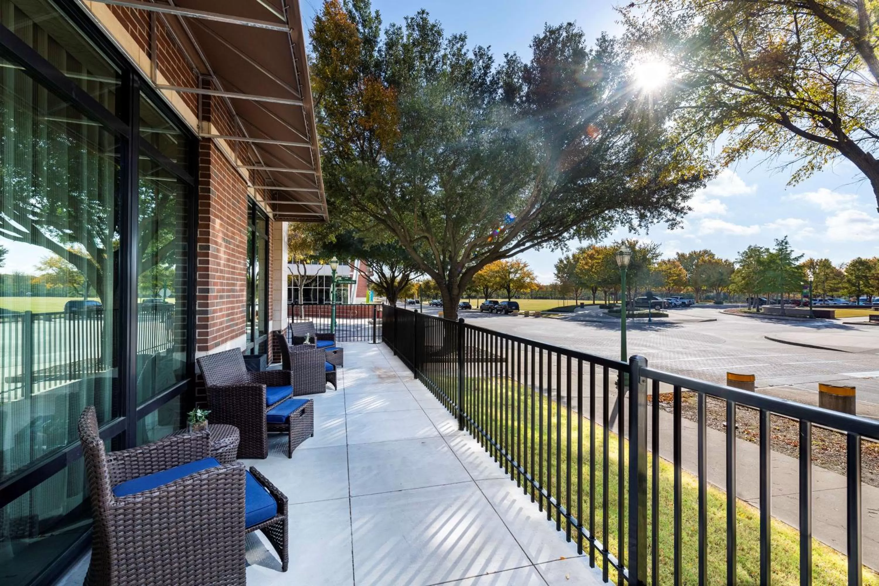 Patio in Hampton Inn & Suites Keller Town Center