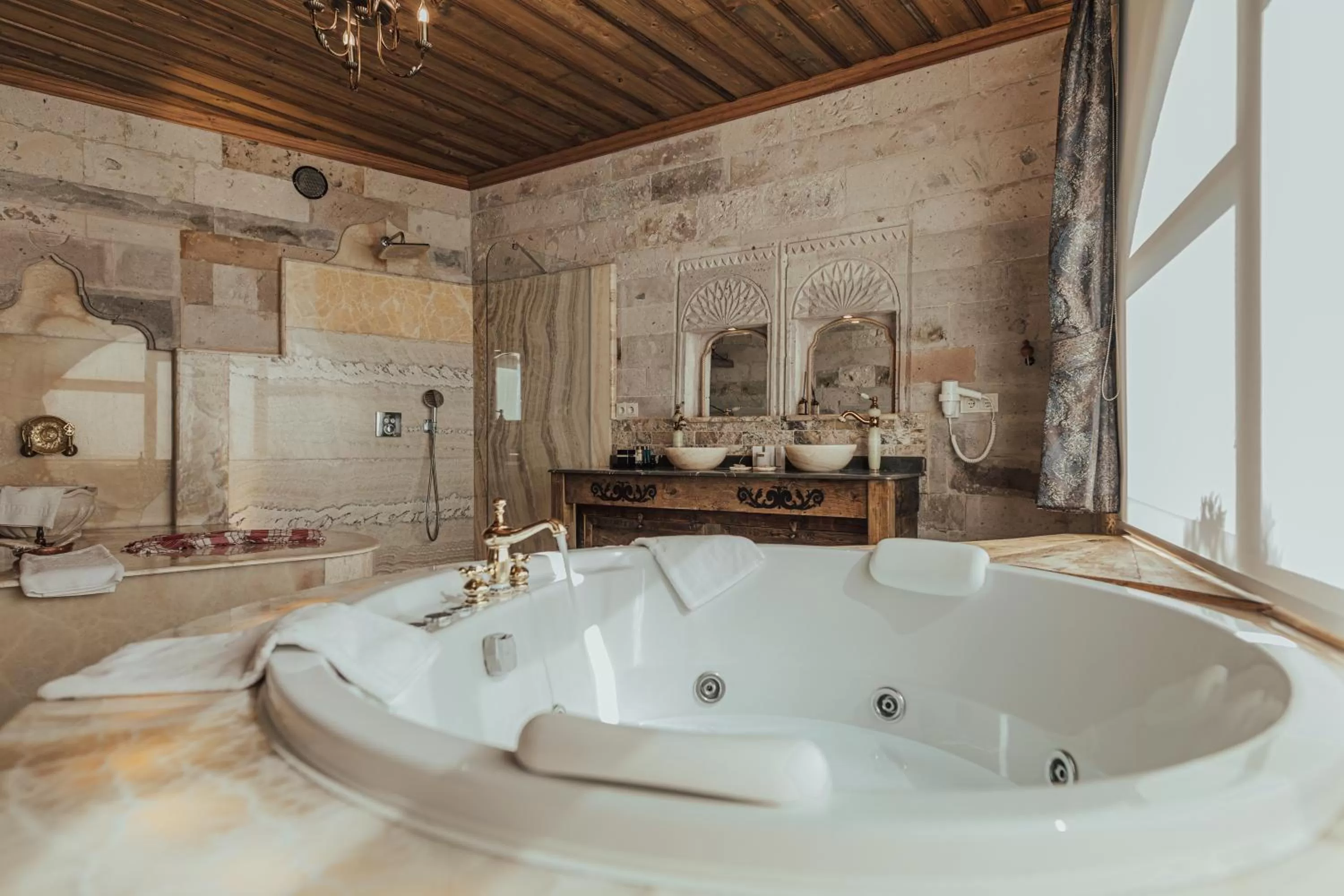 Bathroom in Şah Saray Cave Suites Halal Hotel