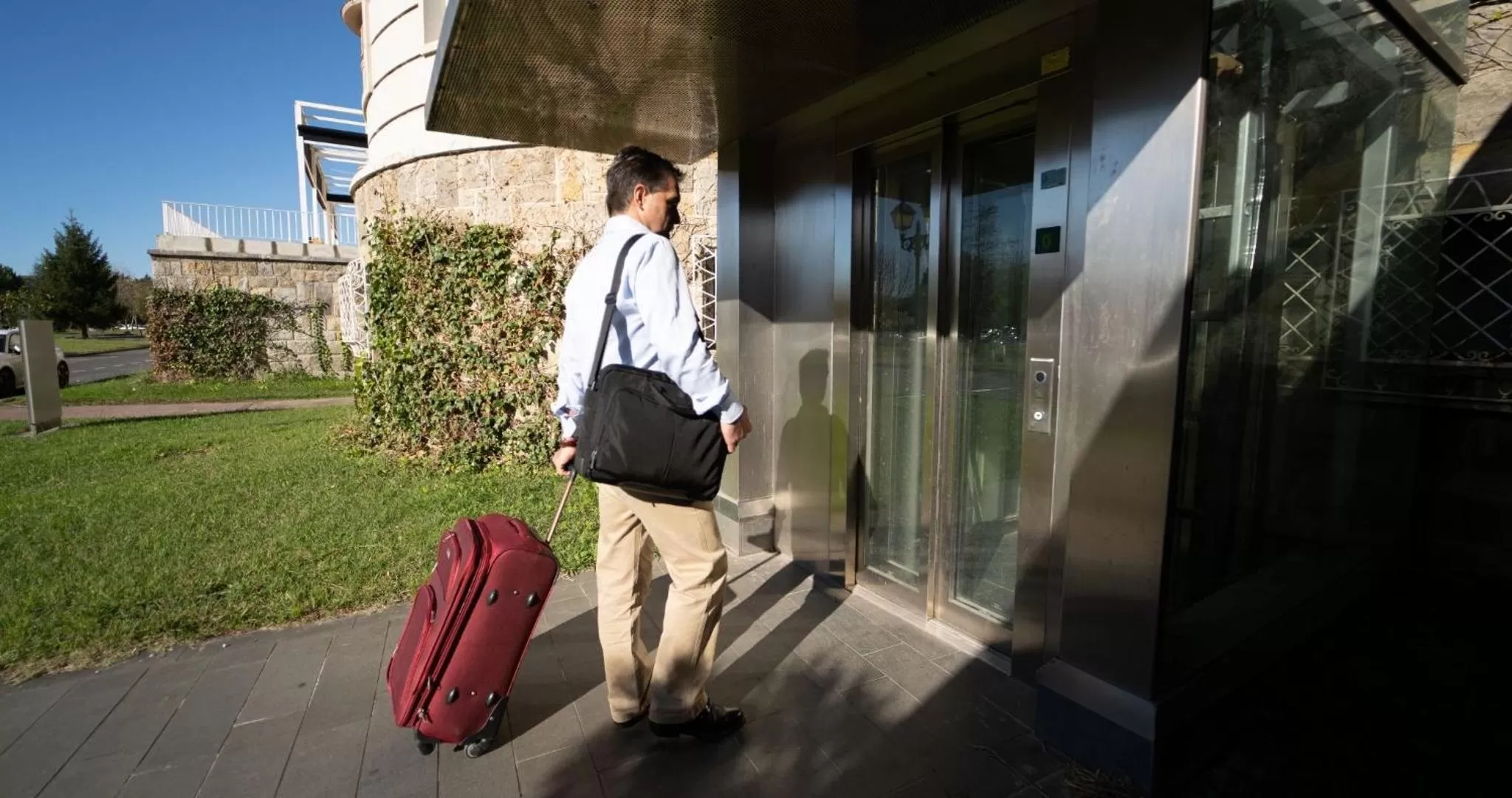 Property building in Hotel Seminario Aeropuerto Bilbao