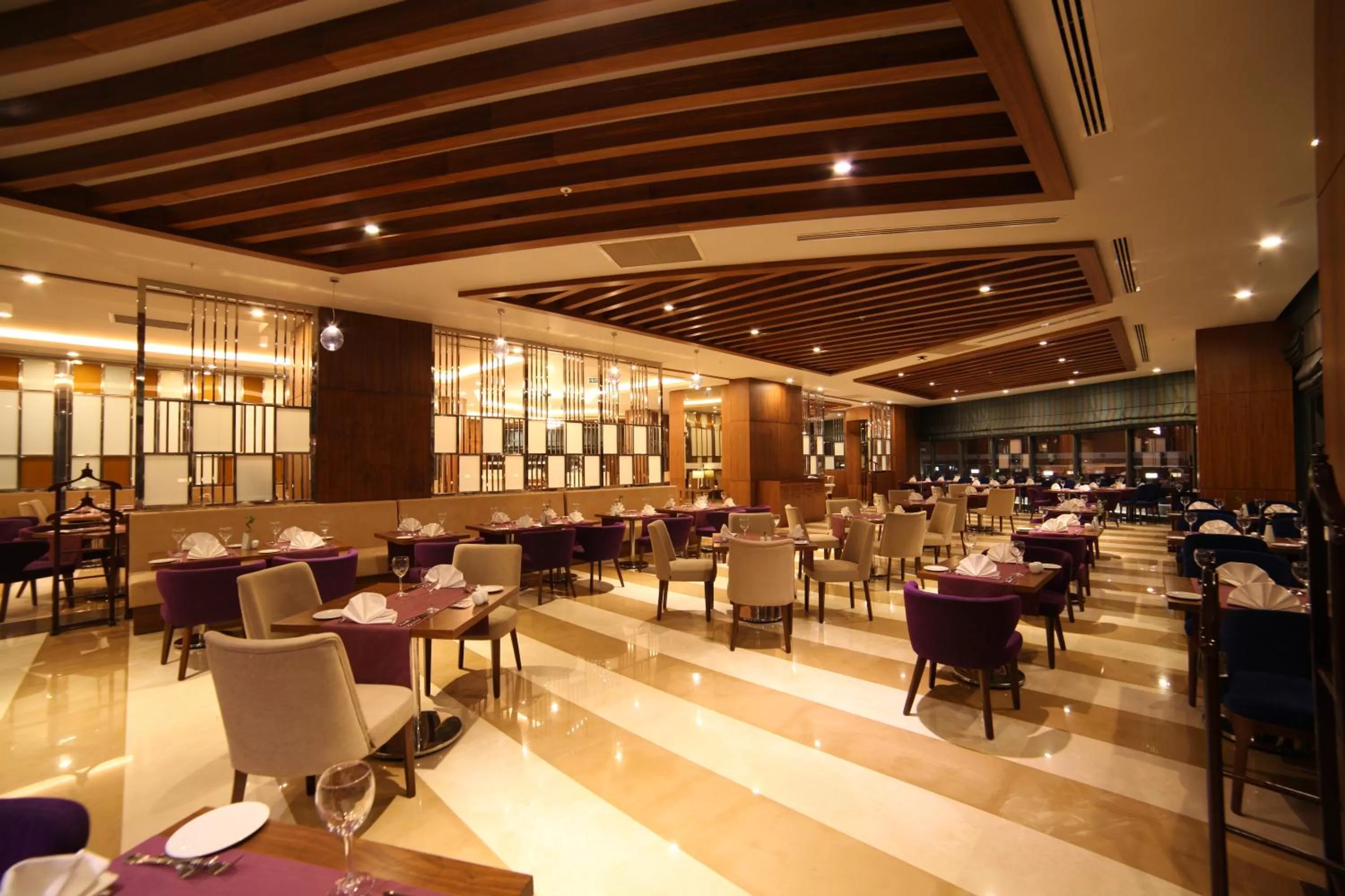 Restaurant/places to eat in Ramada Plaza By Wyndham Konya