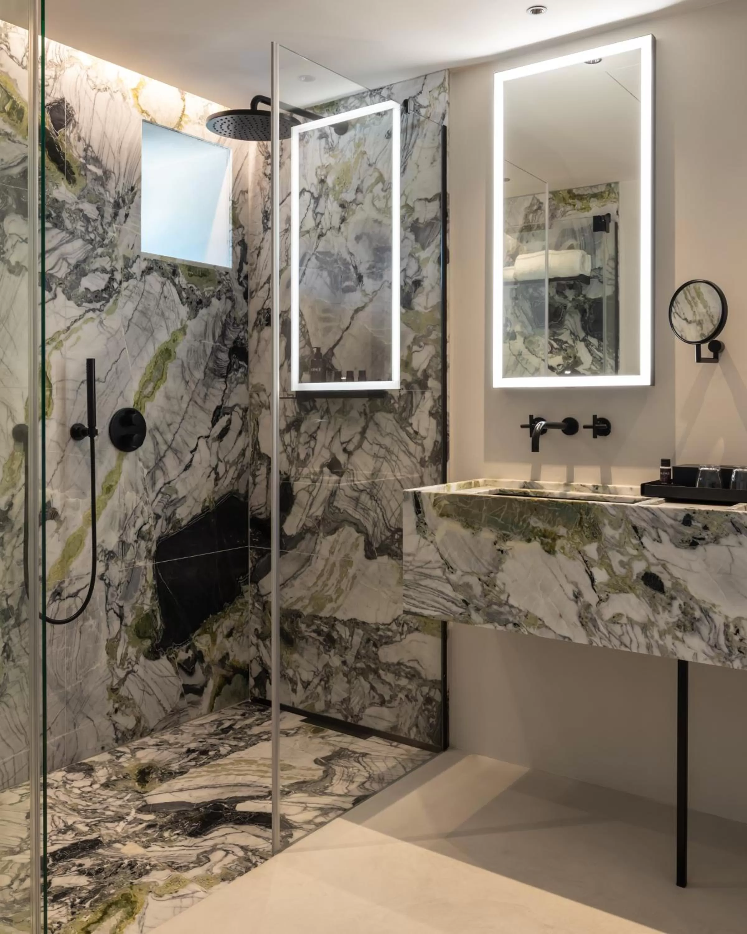 Bathroom in Château de Vignée