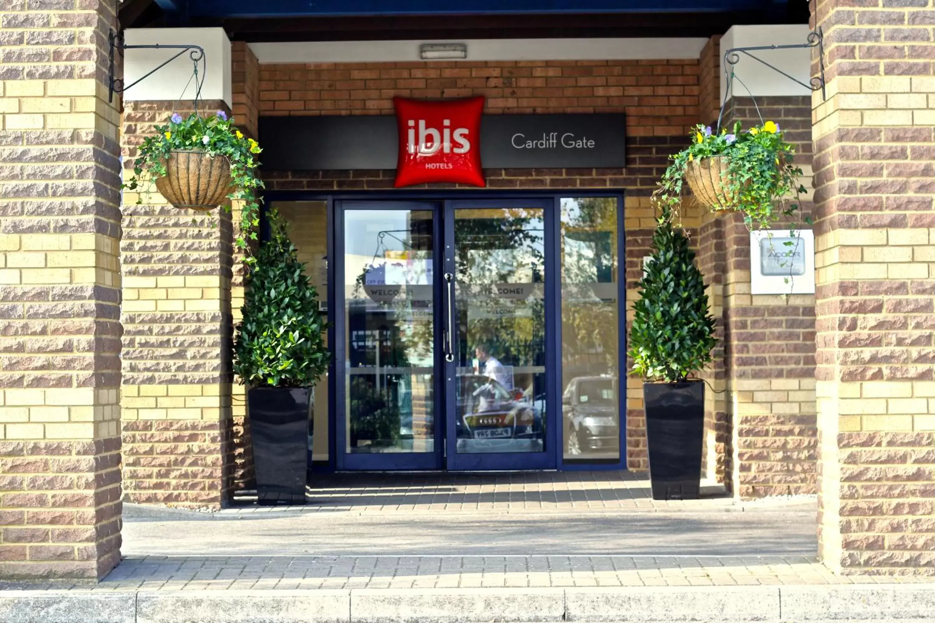 ibis Cardiff Gate - International Business Park ibis Cardiff Gate - International Business Park
