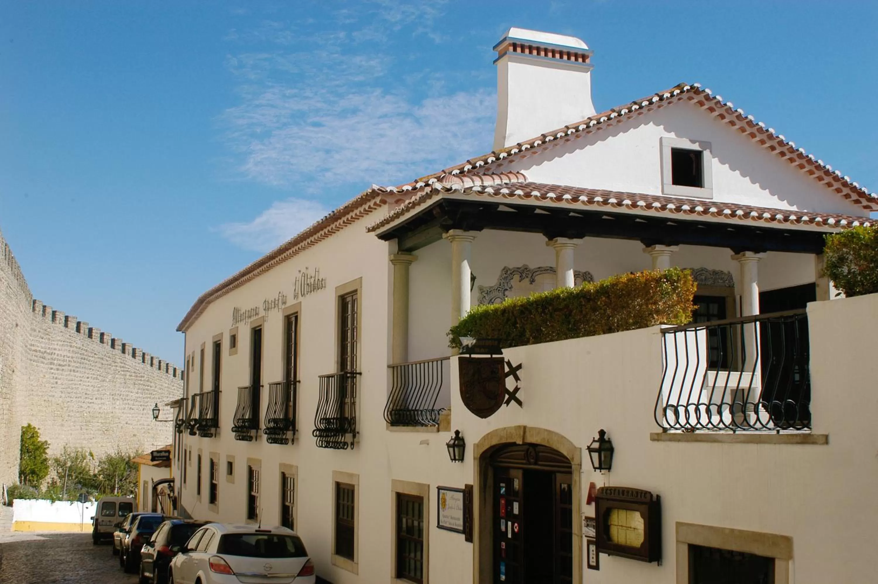 Facade/entrance in Josefa D`Obidos Hotel