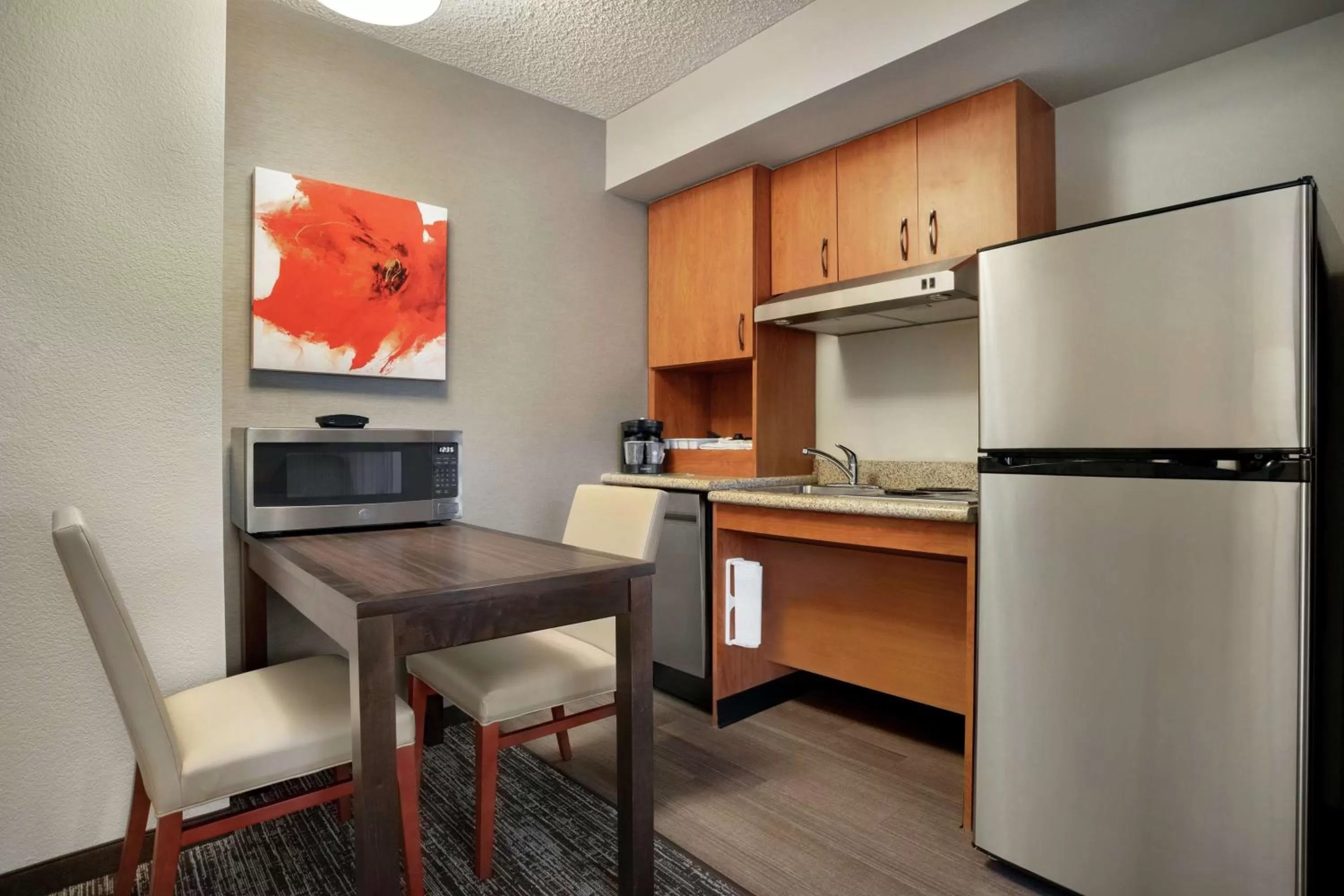Kitchen or kitchenette in Homewood Suites by Hilton Phoenix-Chandler