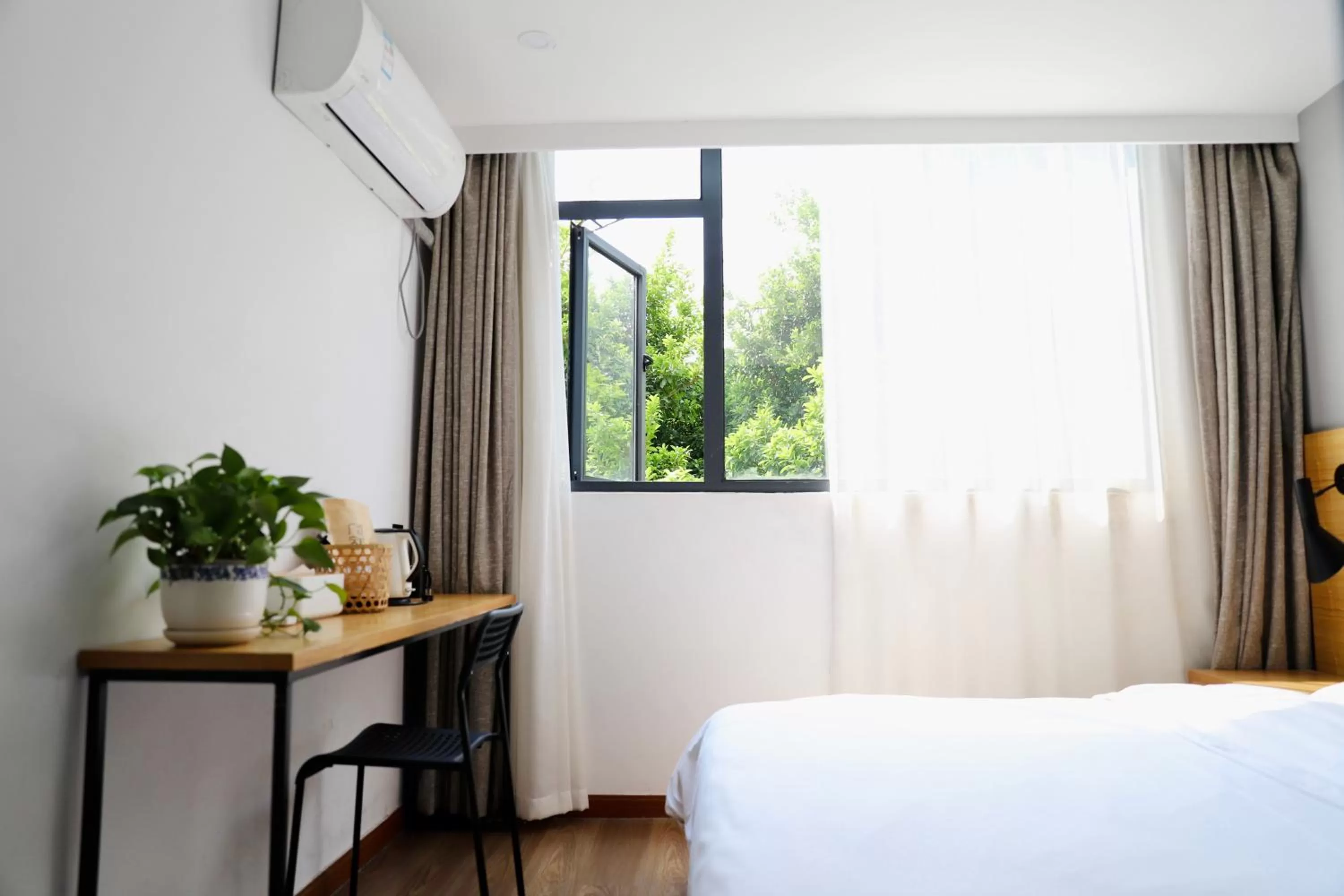 Bed in Travel light Guilin