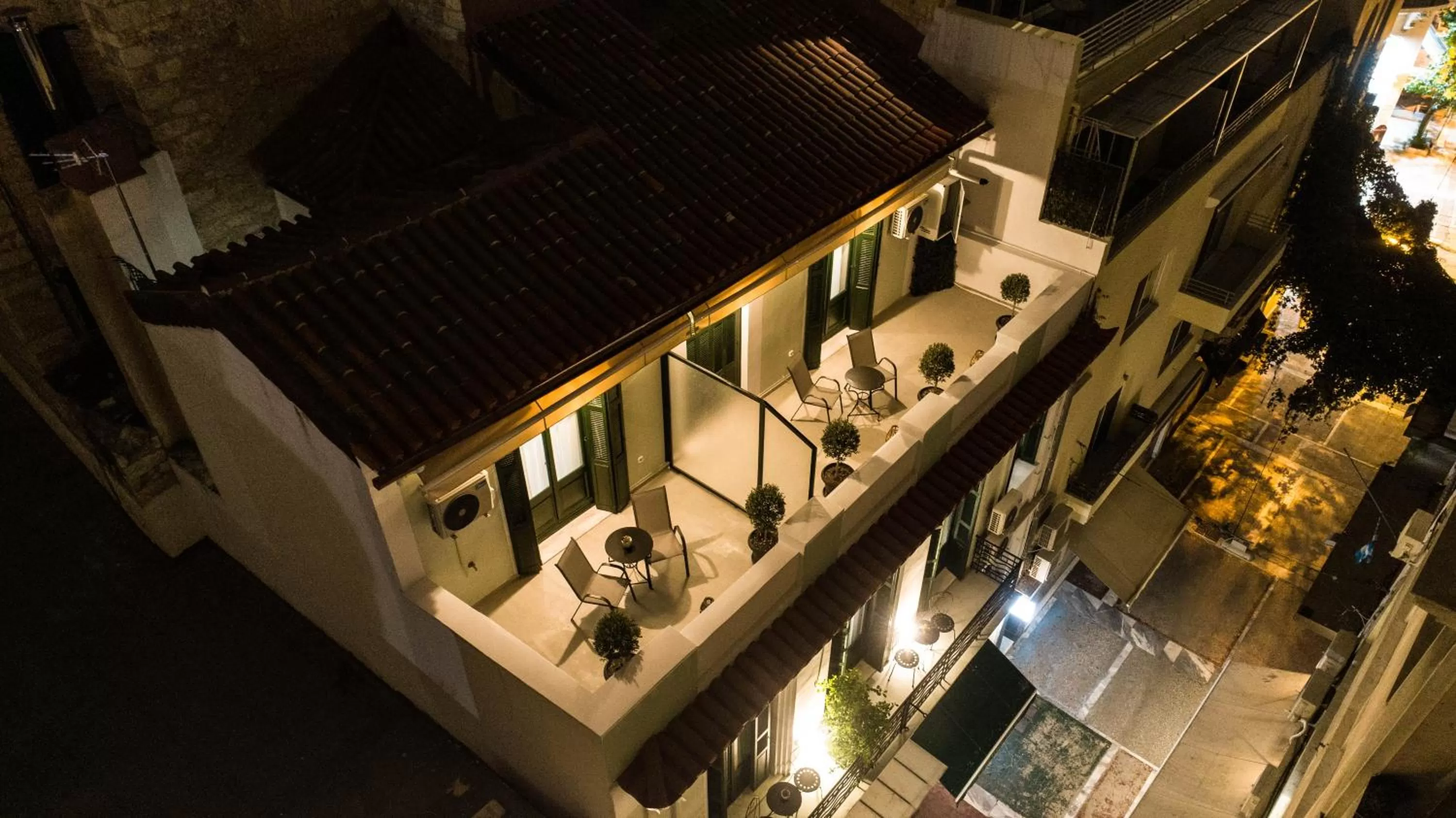 Property building in Pandrosos Divine Suites