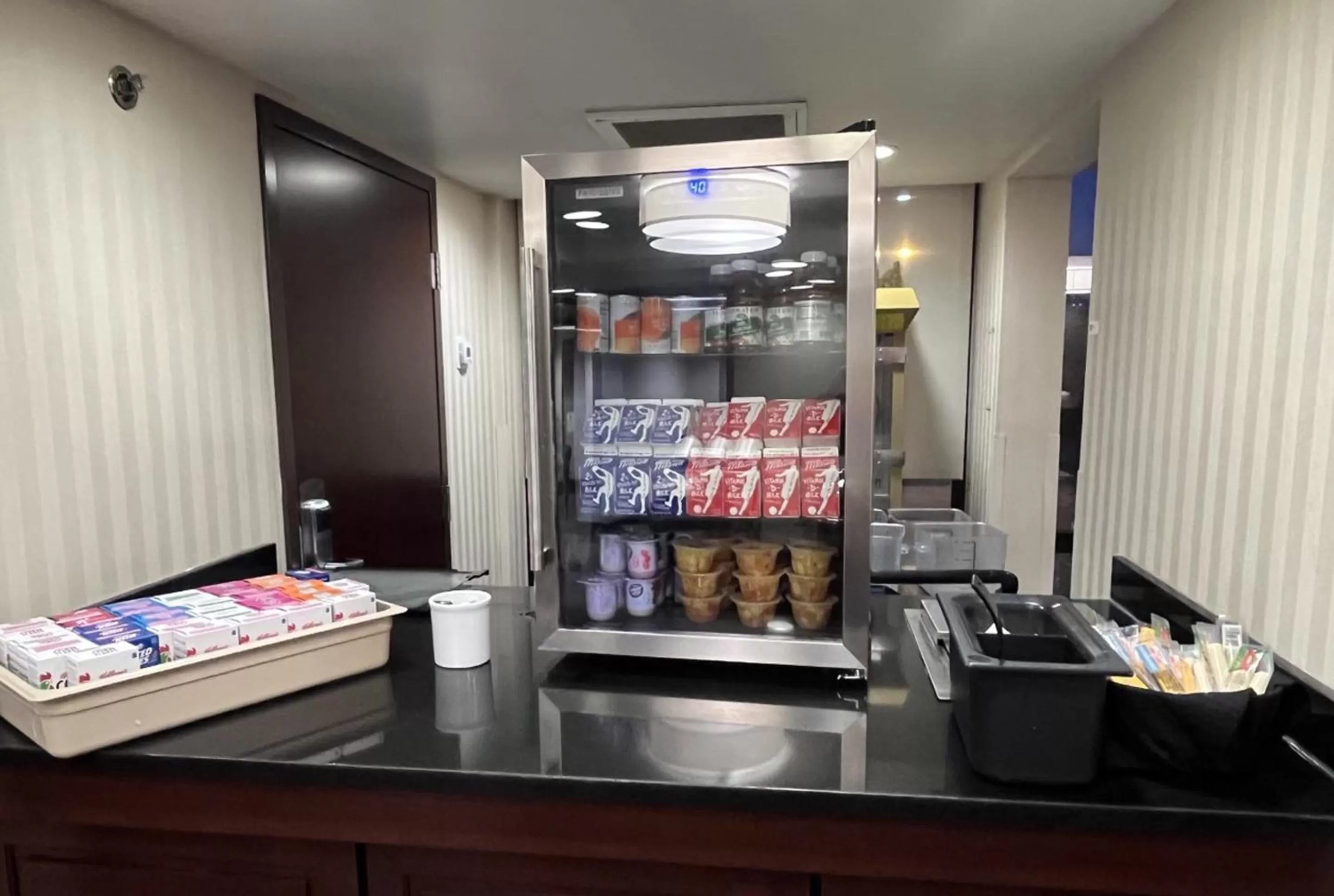 Breakfast in Hotel Lotus Kansas City Stadium