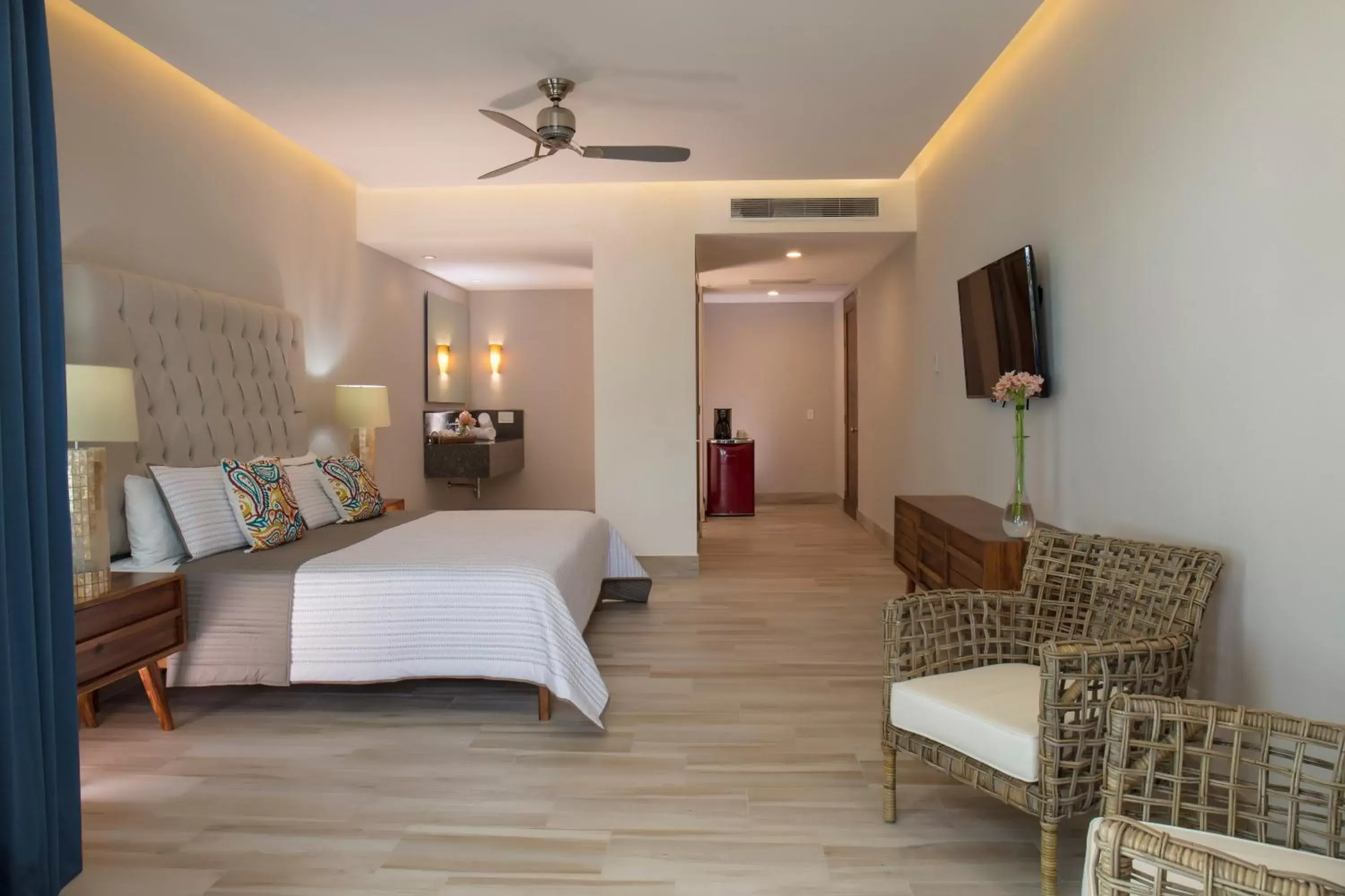 Junior Suite in Vista Vallarta All Suites On The Beach Junior Suite in Vista Vallarta All Suites On The Beach