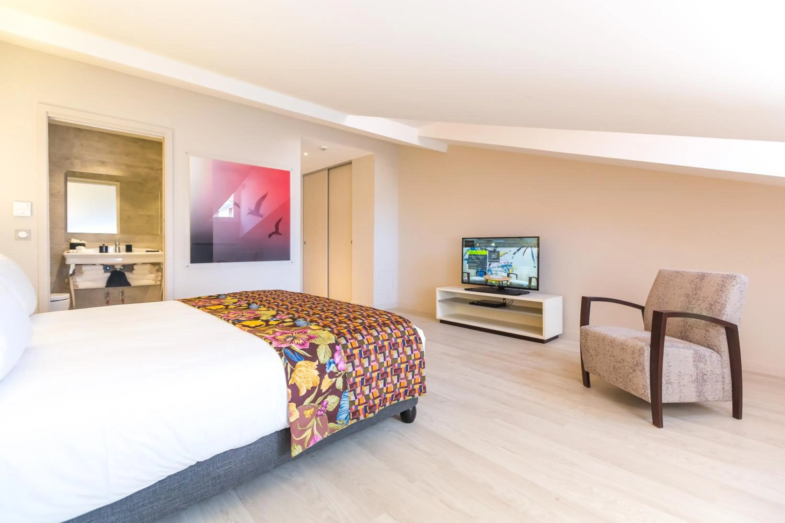 Bedroom, Bed in Palais Saleya Boutique Hôtel